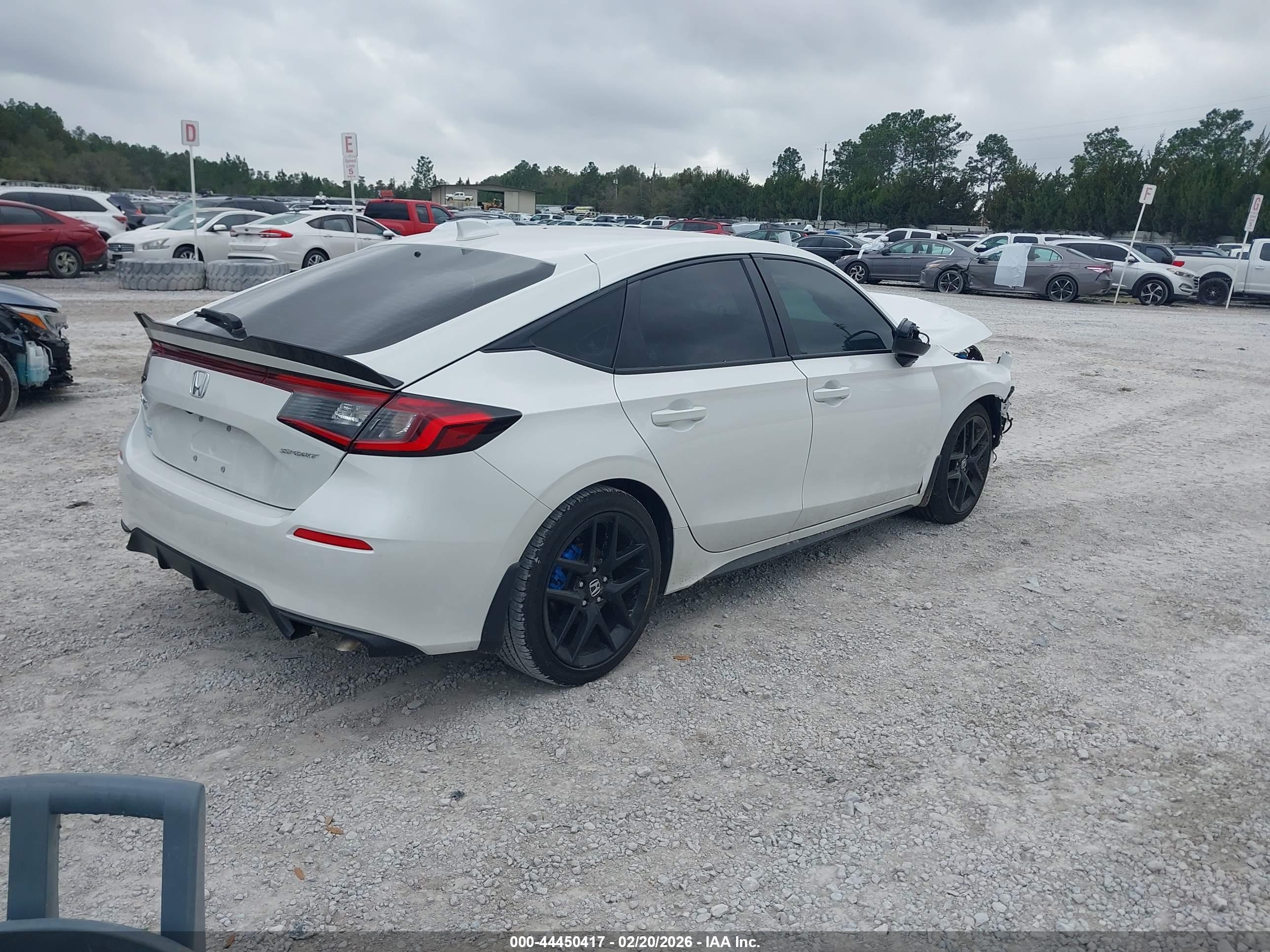 HONDA CIVIC image 4