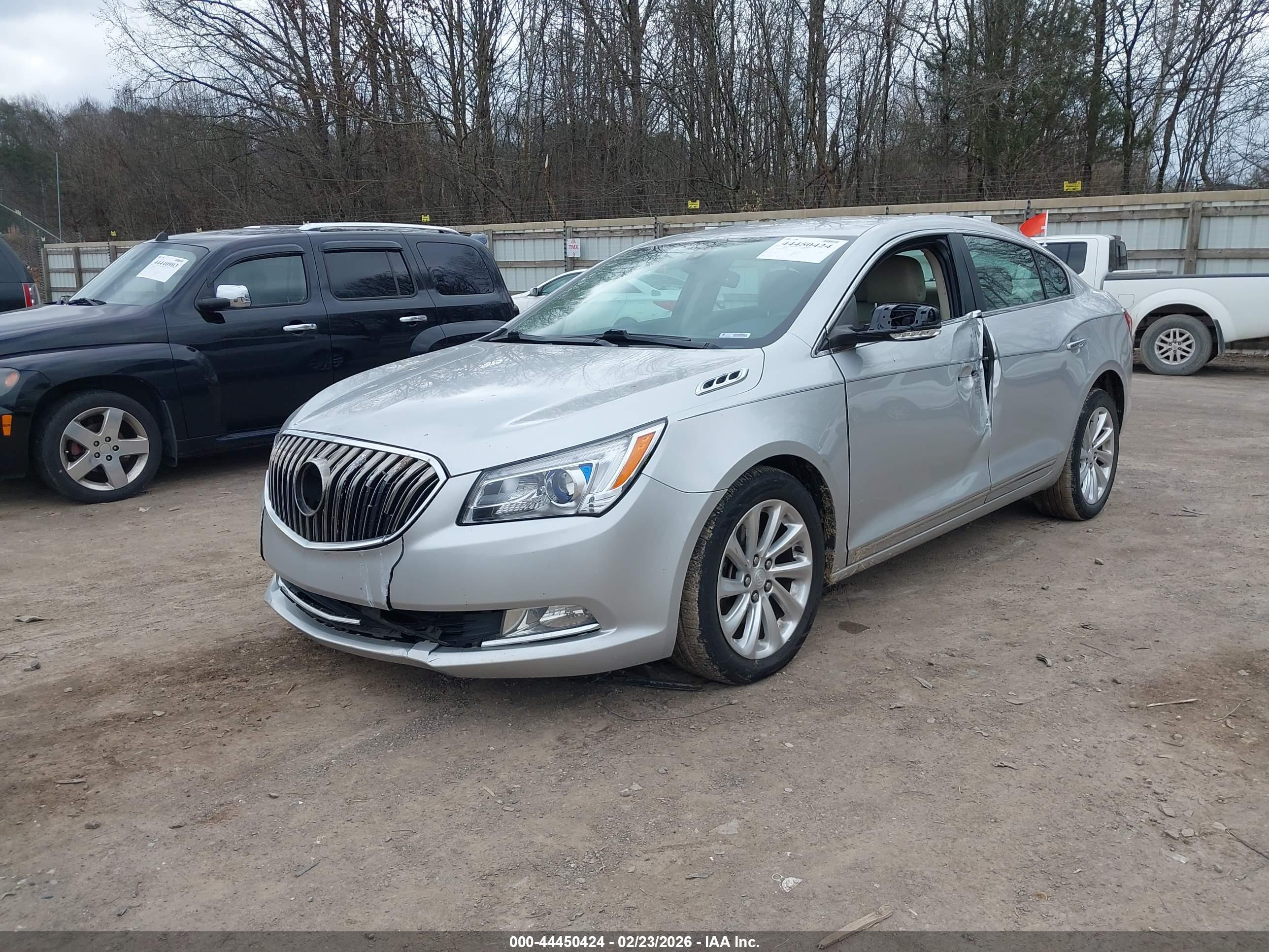 BUICK LACROSSE image 6