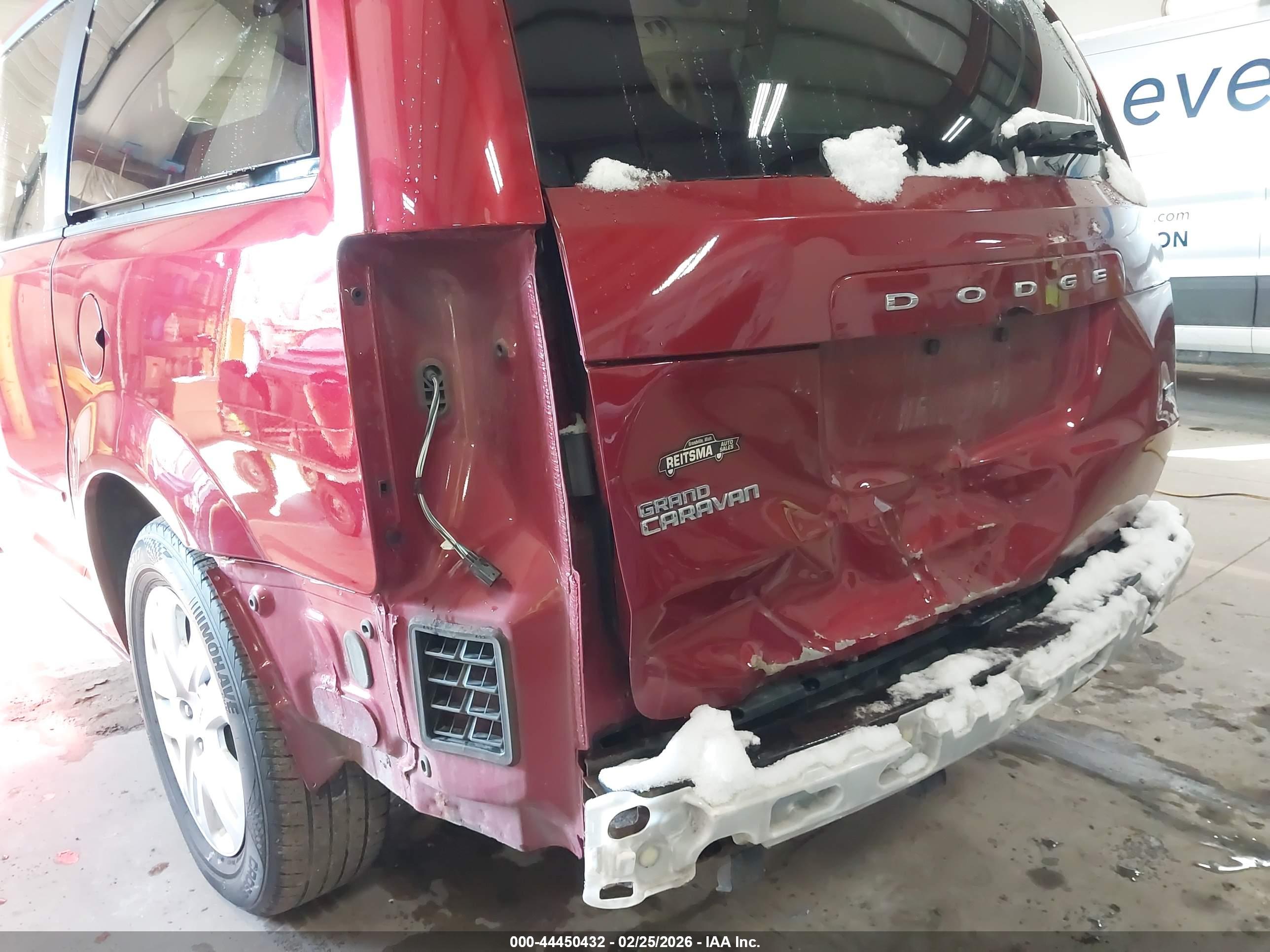 DODGE GRAND image 6