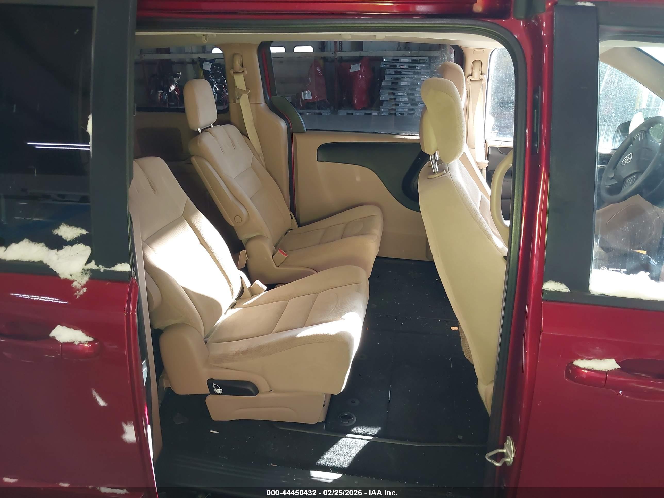 DODGE GRAND image 8