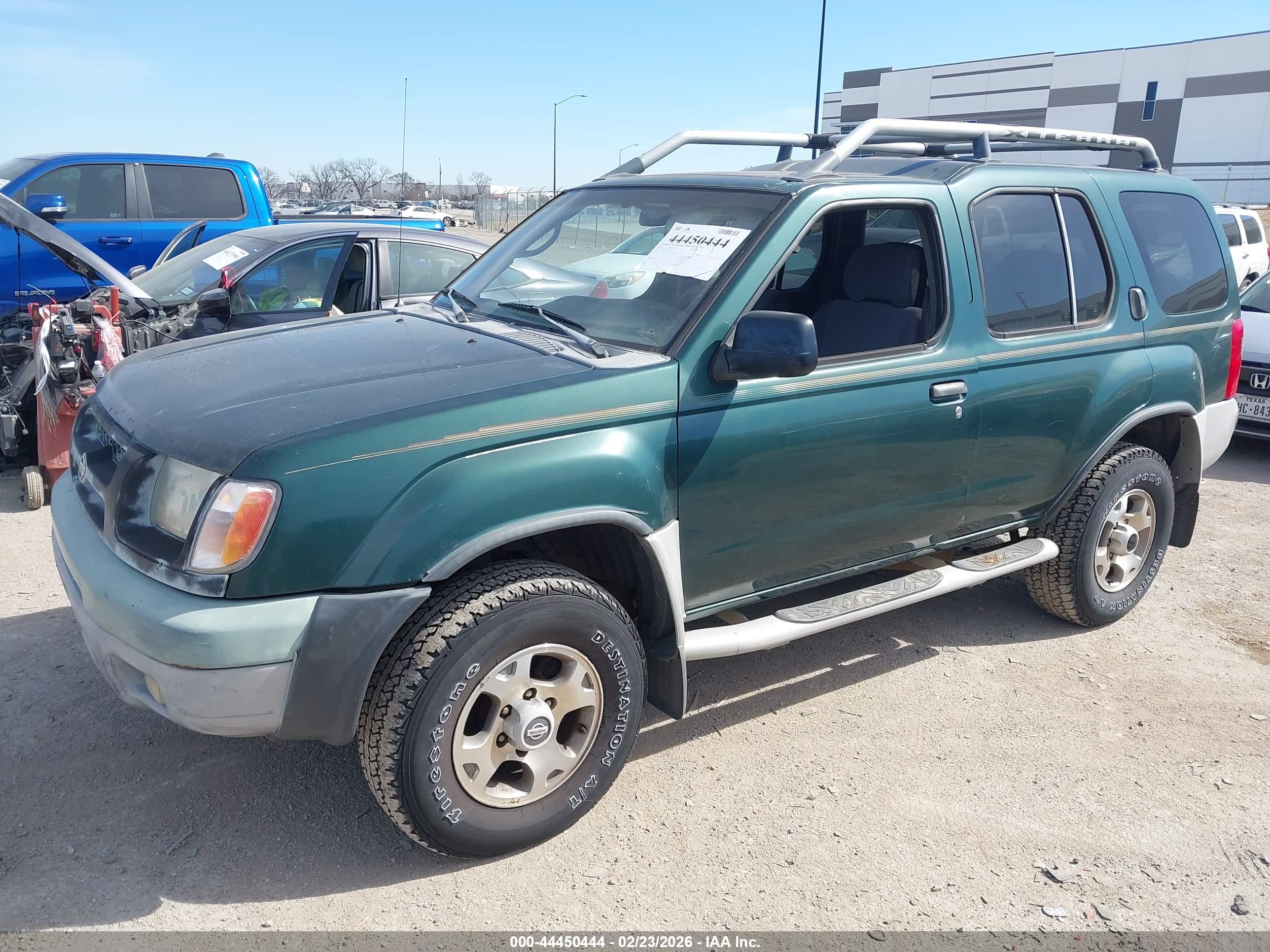 NISSAN XTERRA image 2