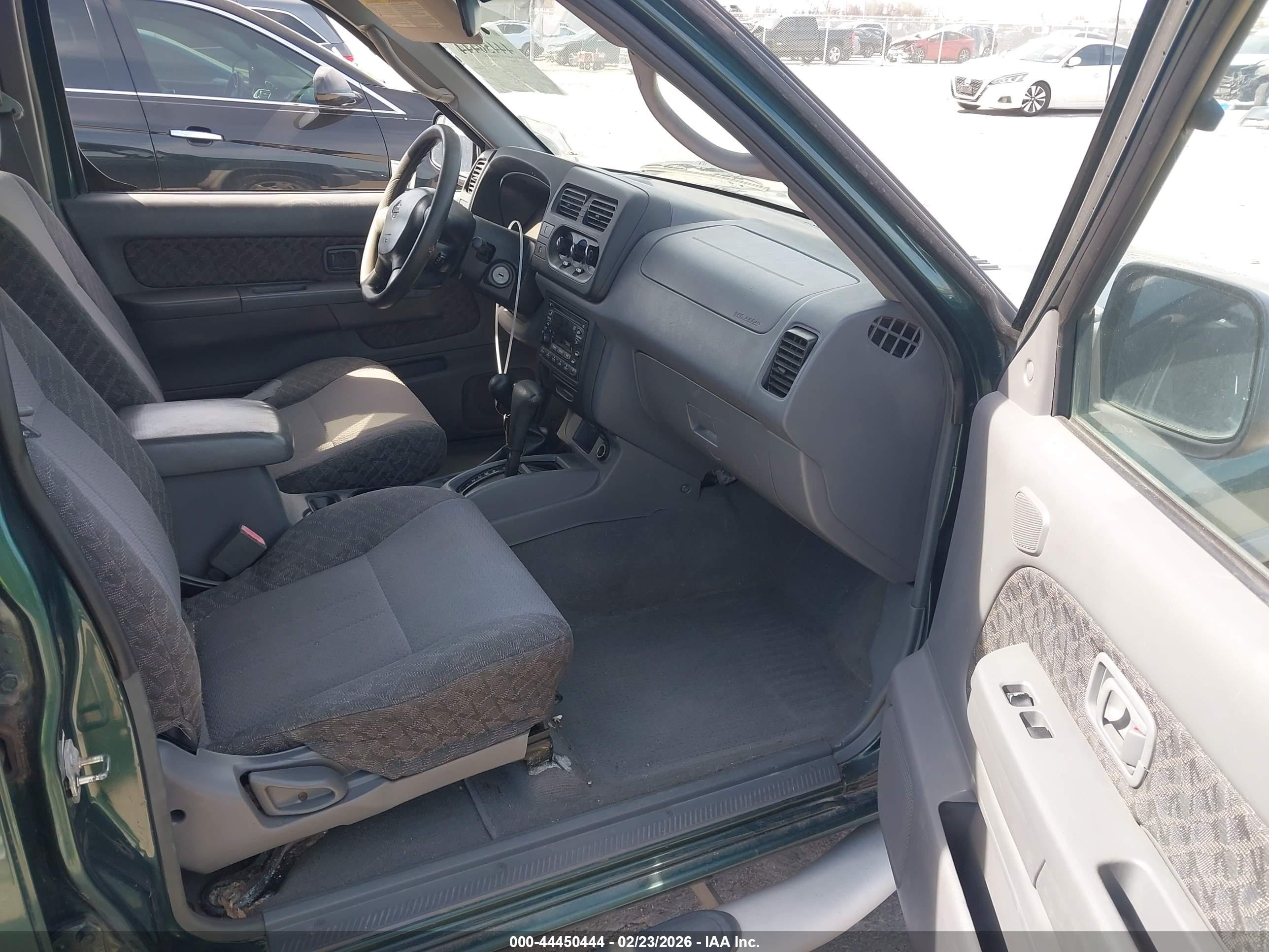 NISSAN XTERRA image 5