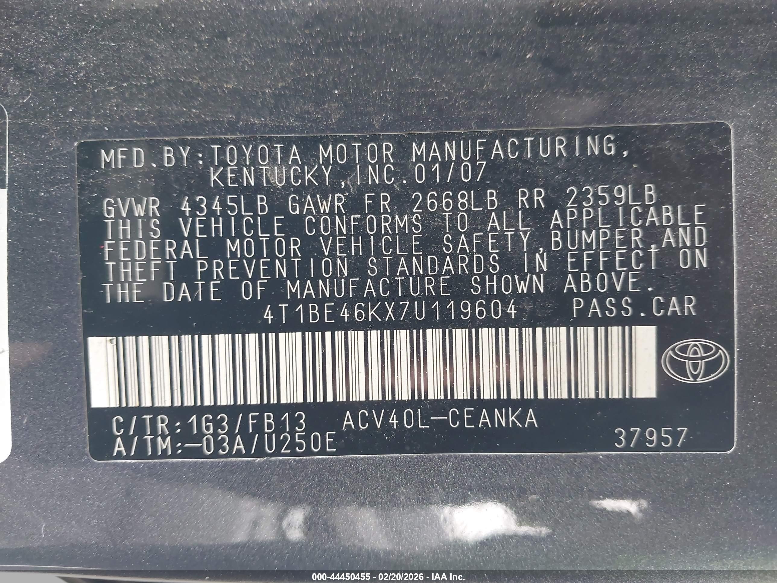 TOYOTA CAMRY image 9