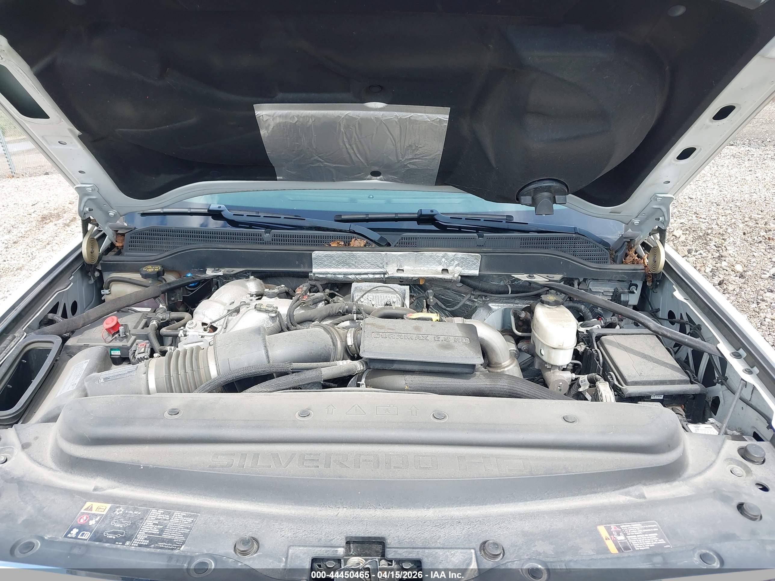 CHEVROLET SILVERADO image 10