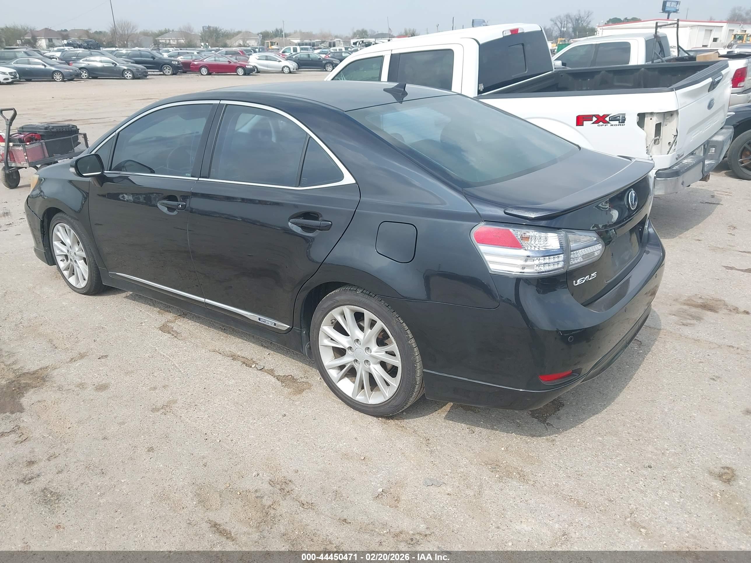 LEXUS HS image 3