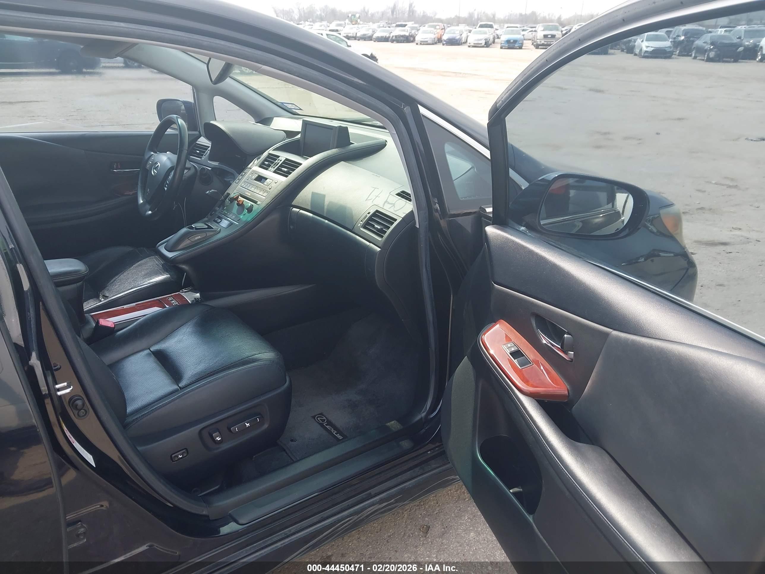 LEXUS HS image 5