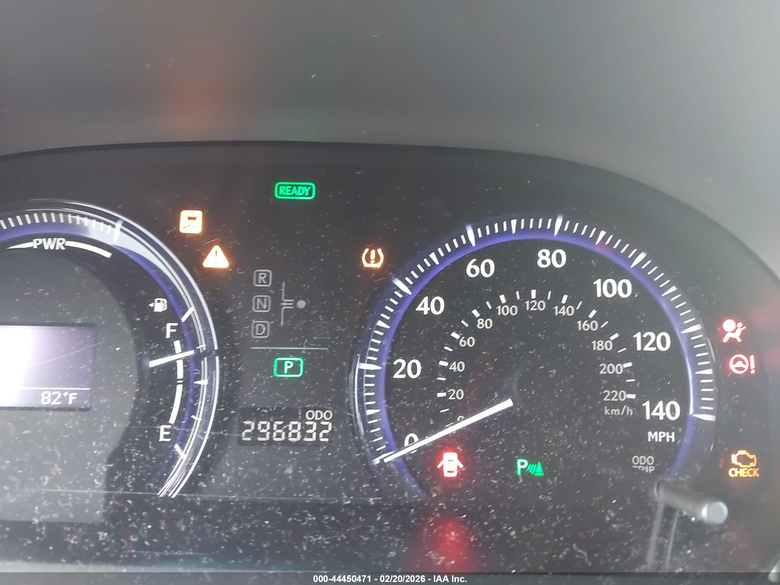LEXUS HS image 7