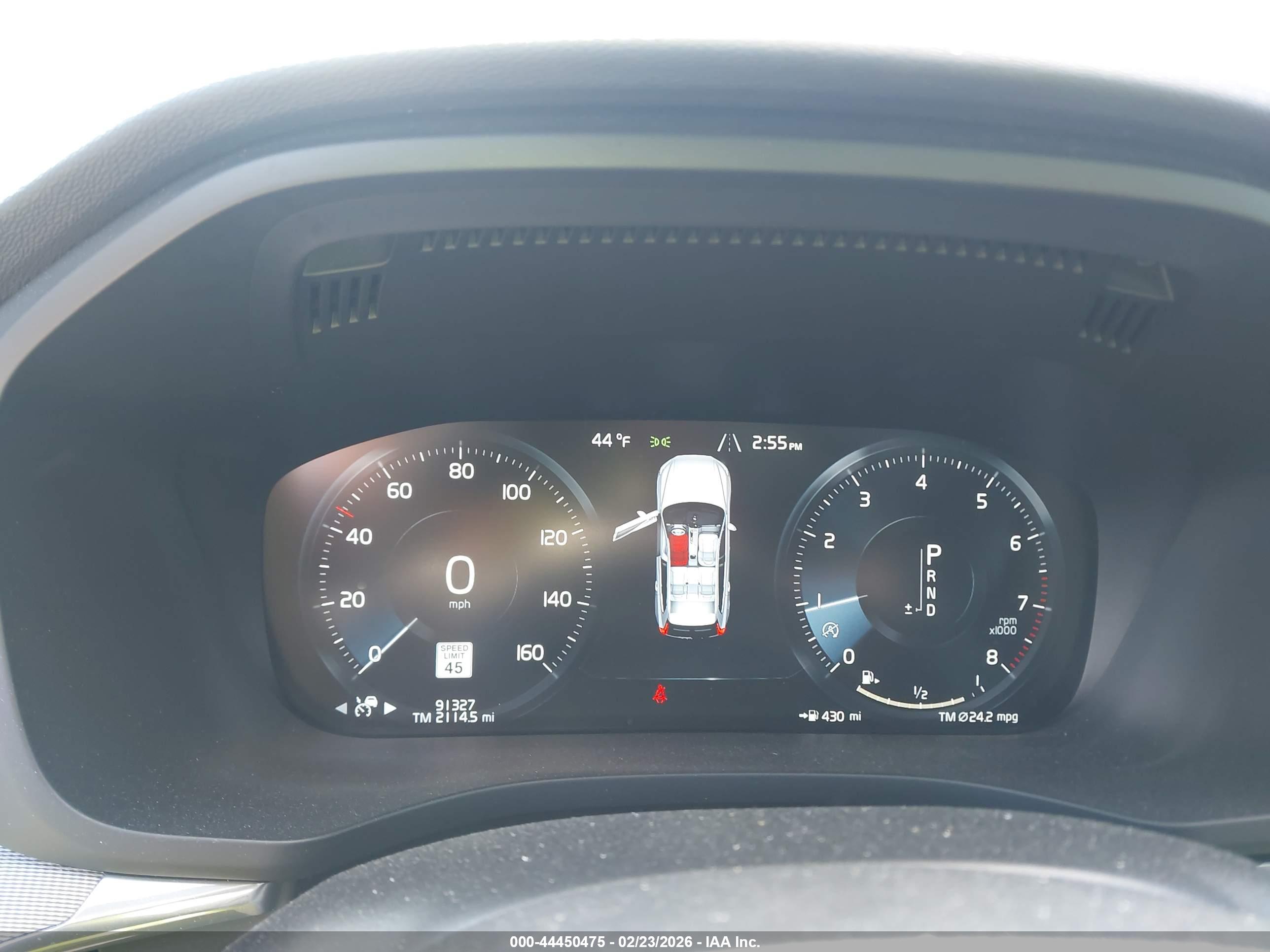 VOLVO XC60 image 7