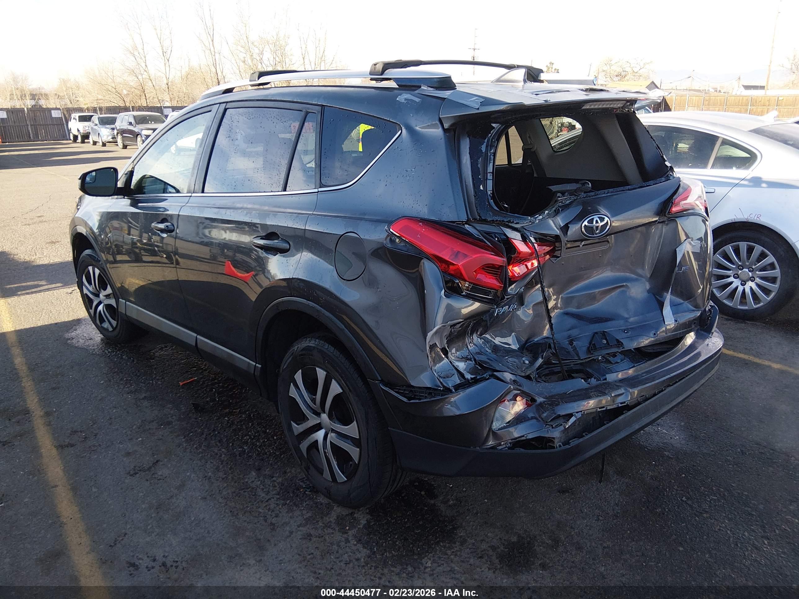 TOYOTA RAV4 image 3