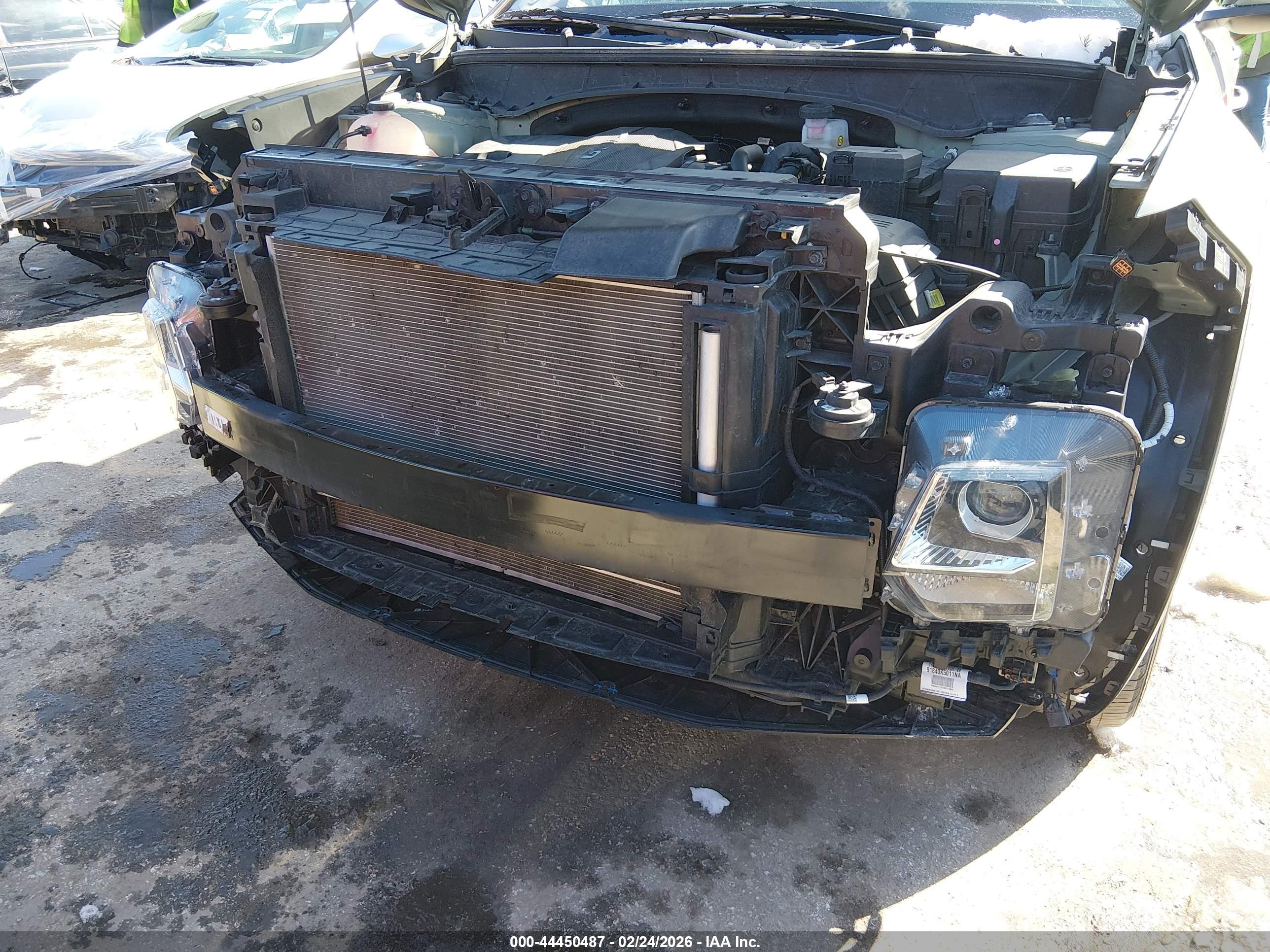HYUNDAI SANTA image 6