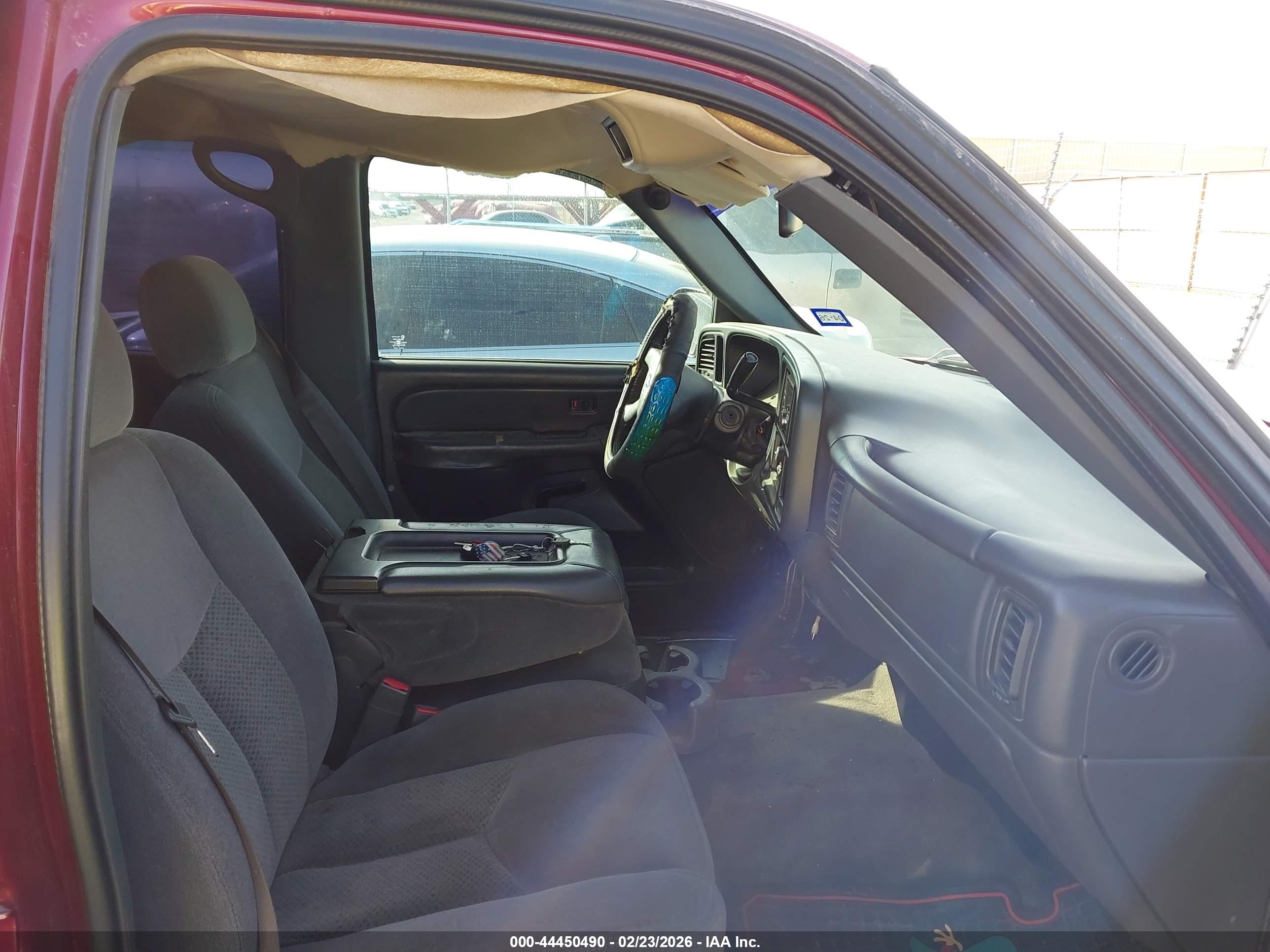 CHEVROLET SILVERADO image 5