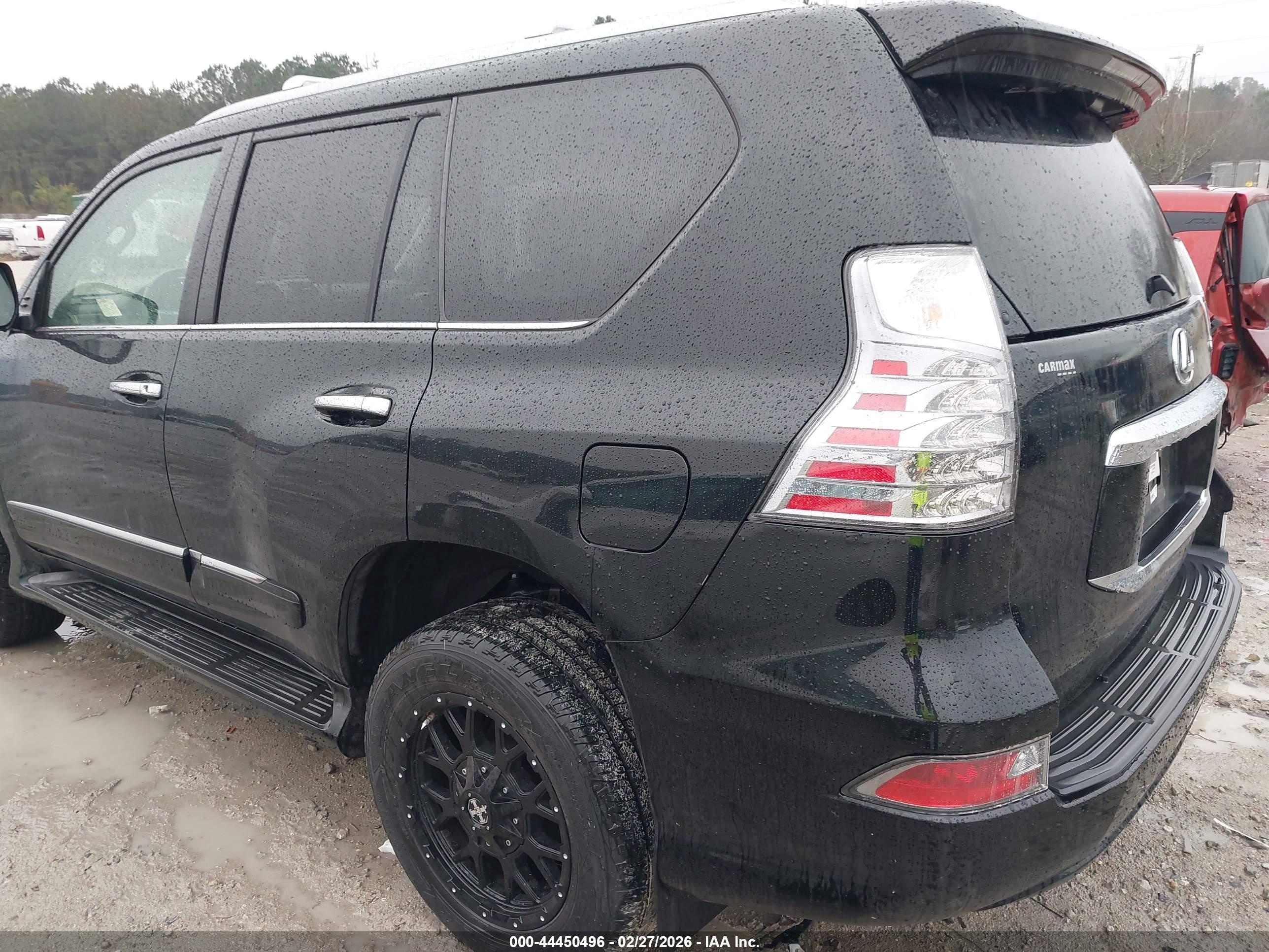 LEXUS GX image 3