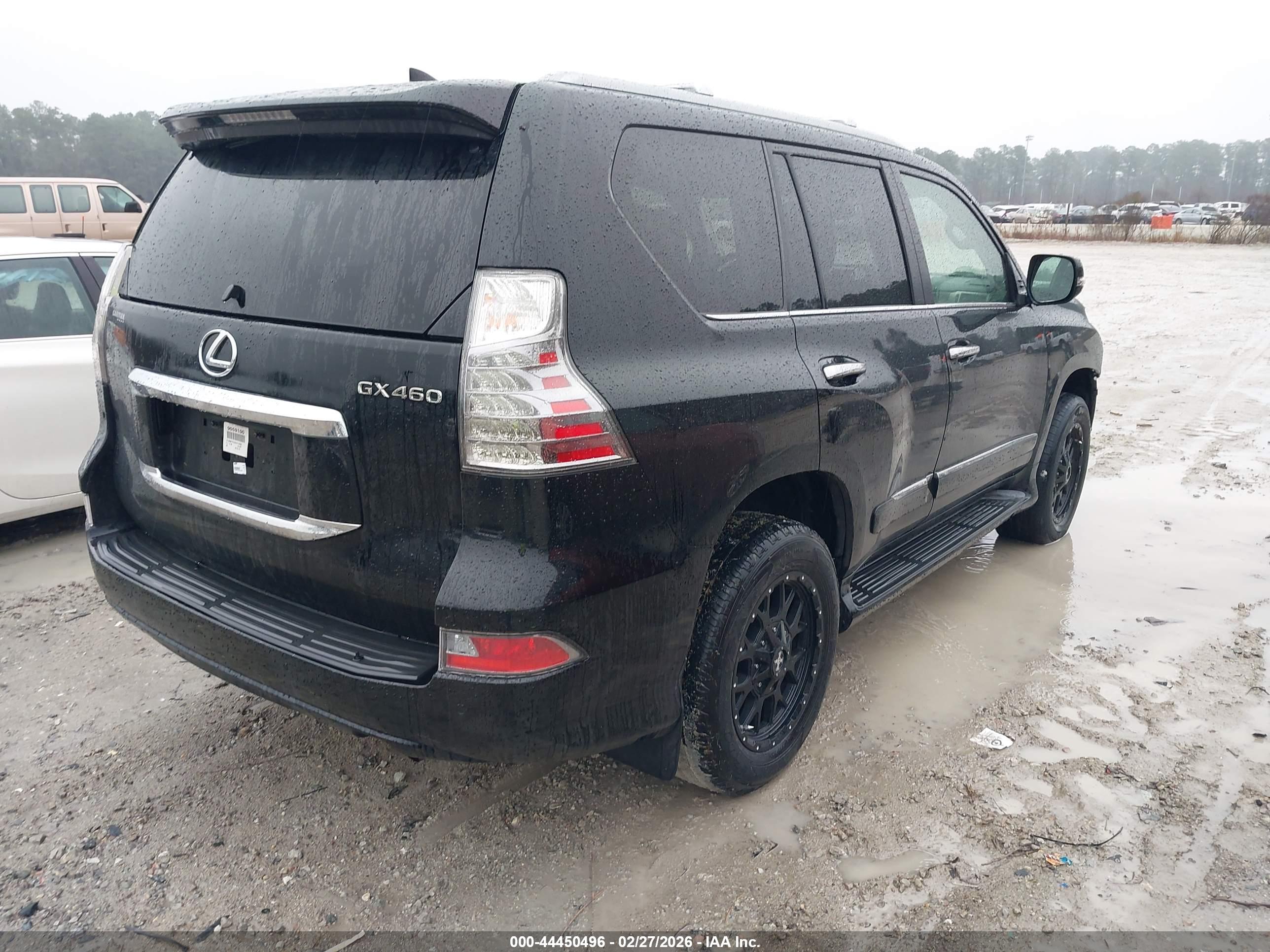 LEXUS GX image 4