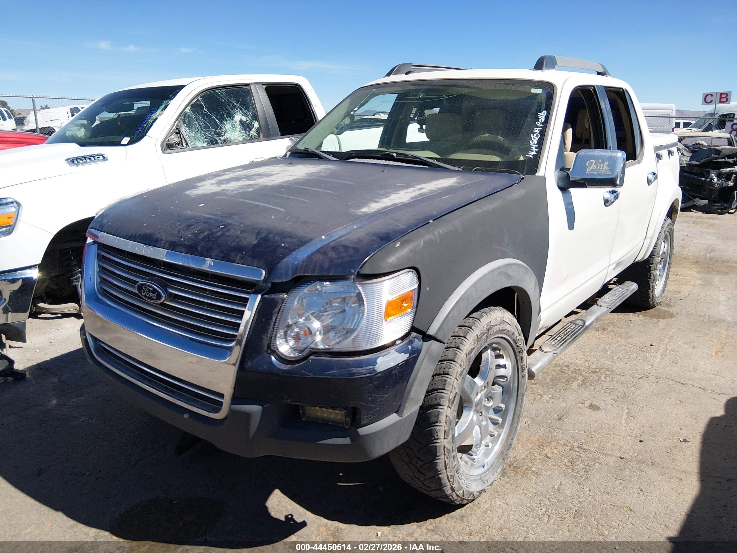FORD EXPLORER image 2