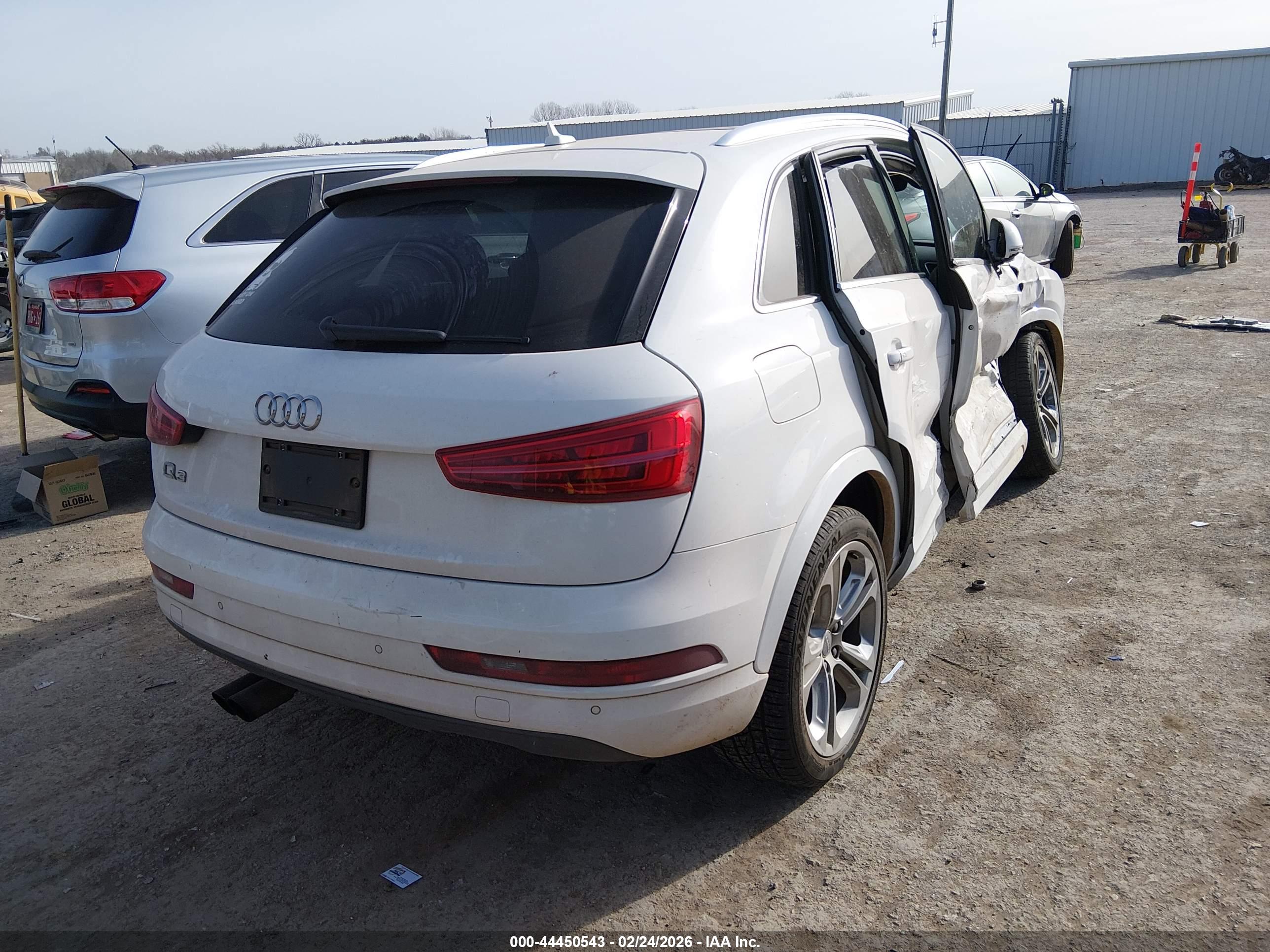 AUDI Q3 image 4