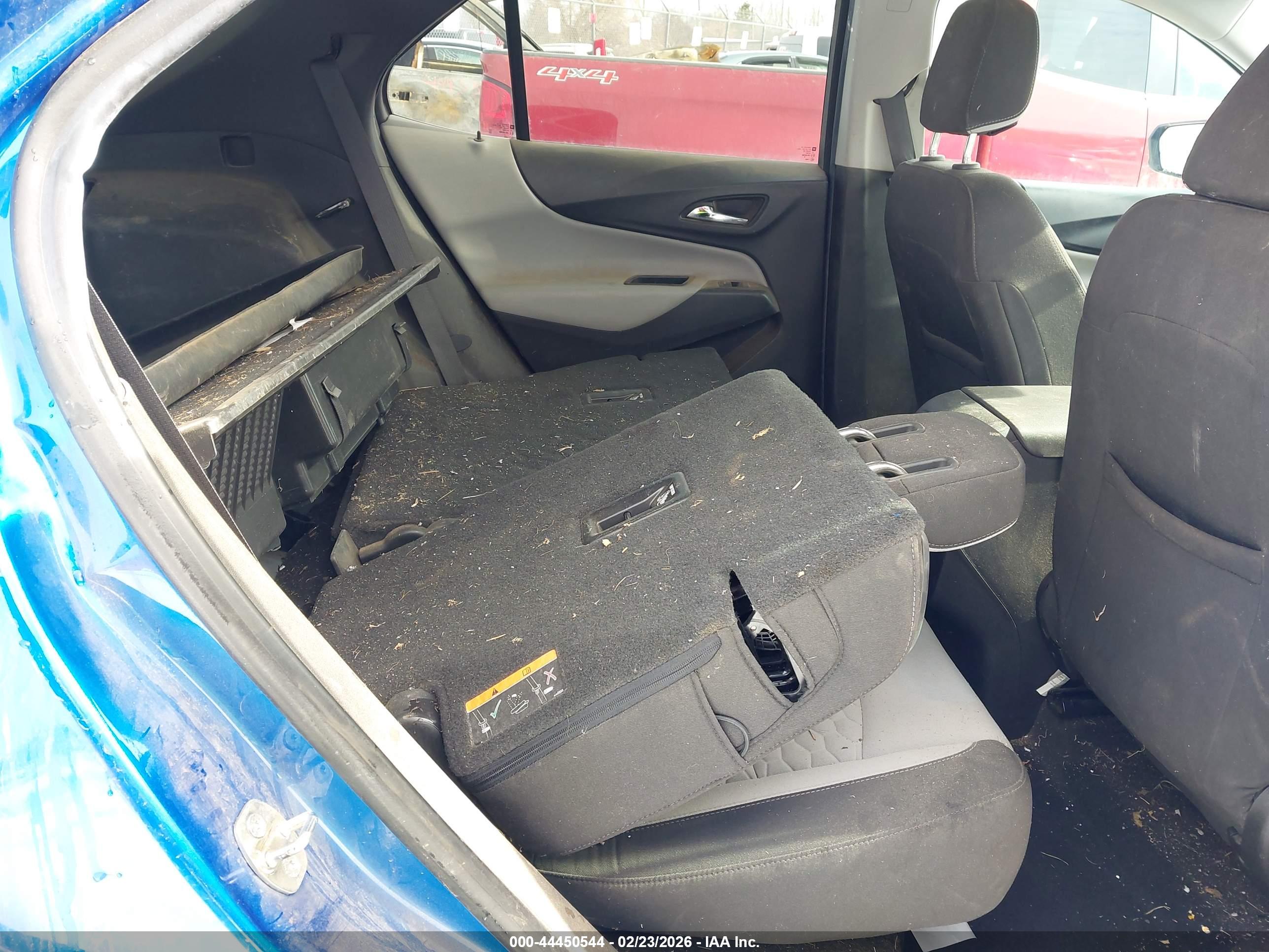 CHEVROLET EQUINOX image 8