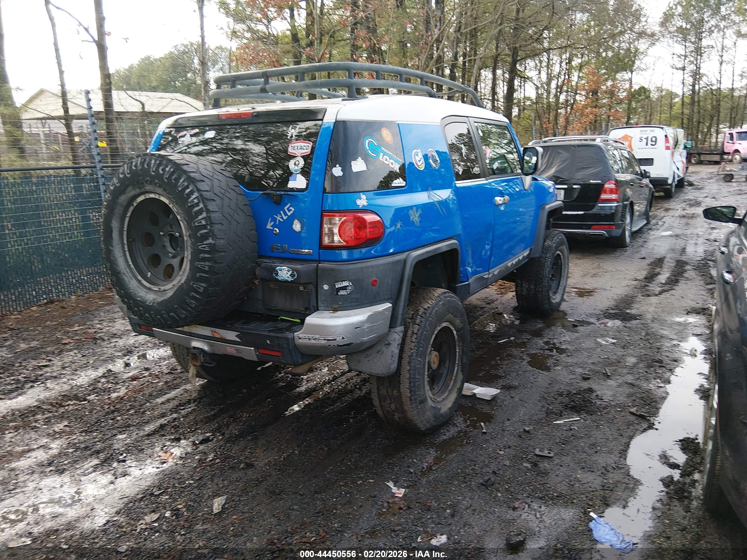 TOYOTA FJ image 4