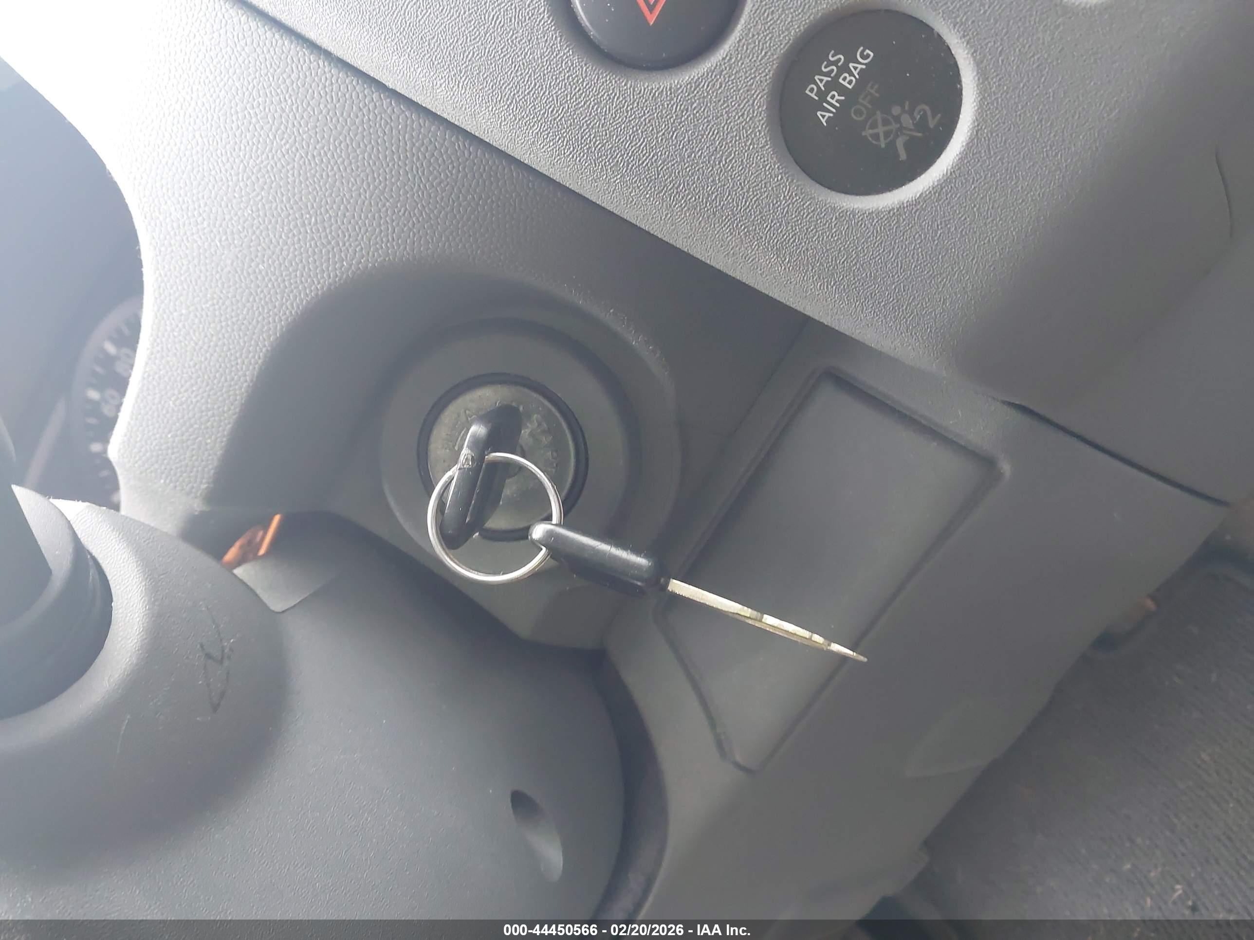 NISSAN FRONTIER image 11
