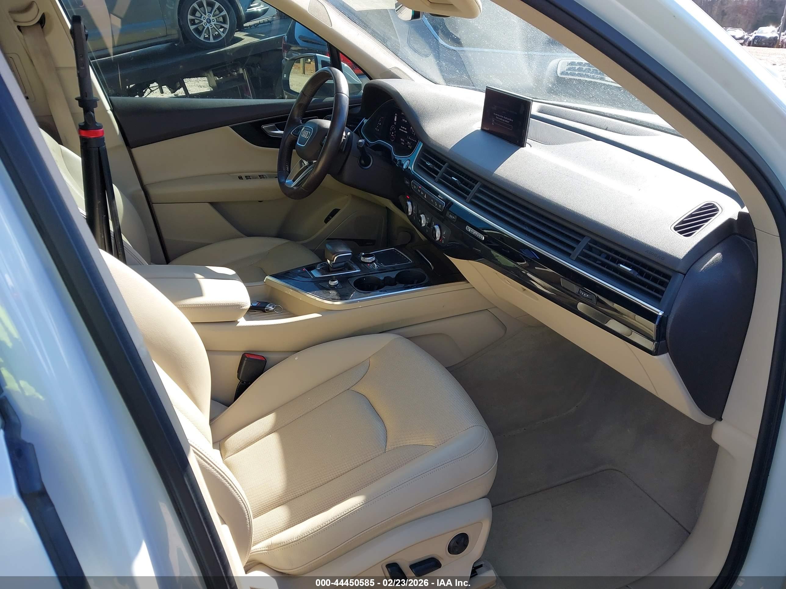 AUDI Q7 image 5