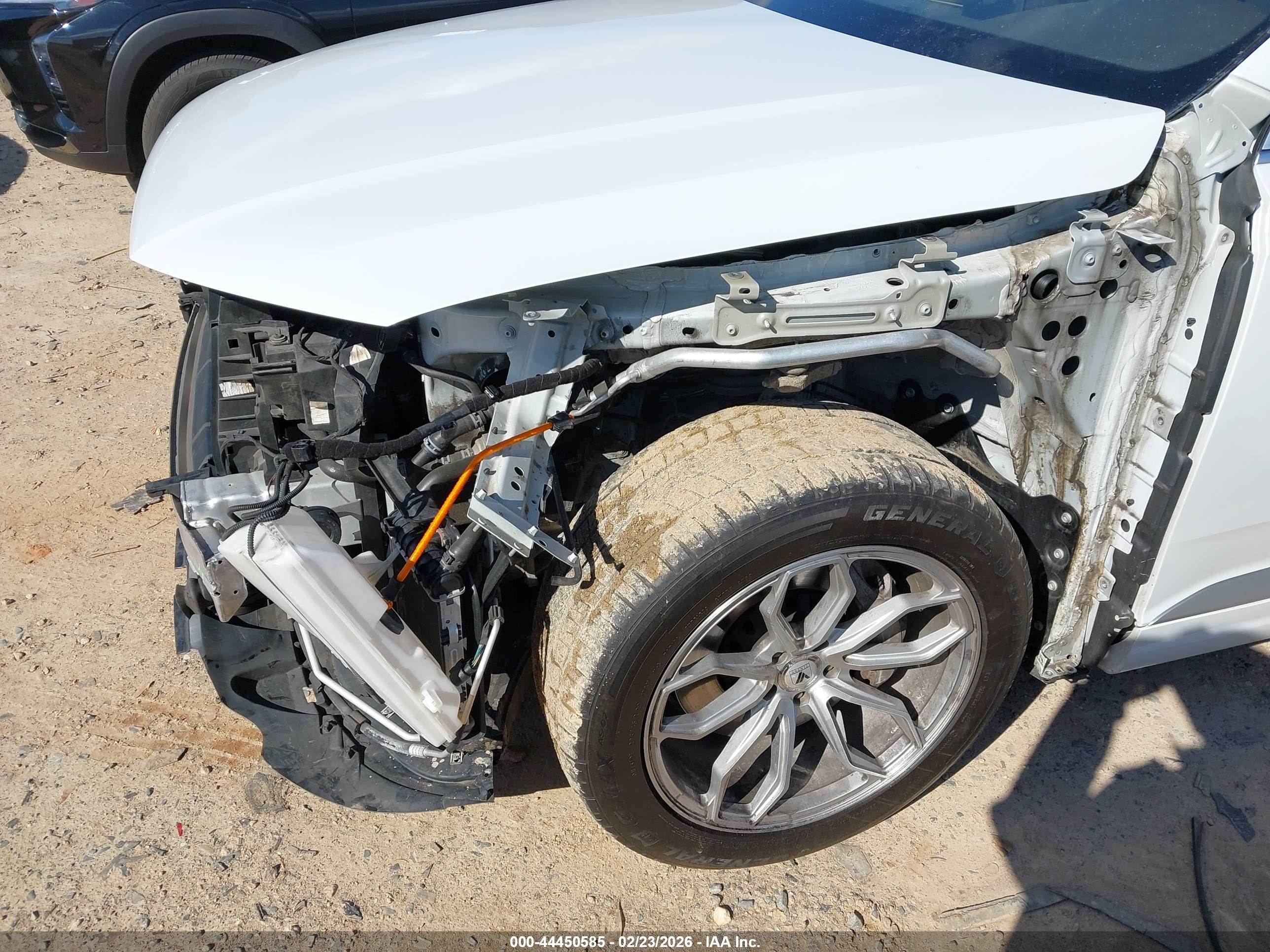 AUDI Q7 image 6