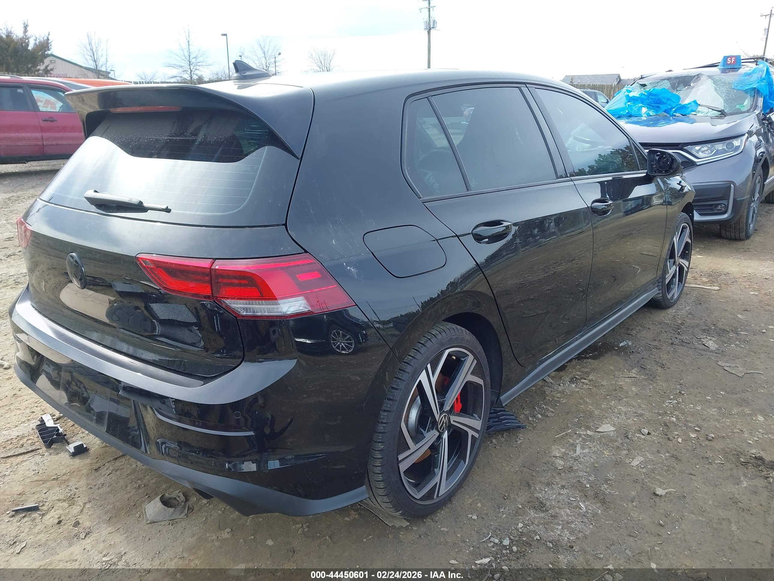 VOLKSWAGEN GOLF image 4