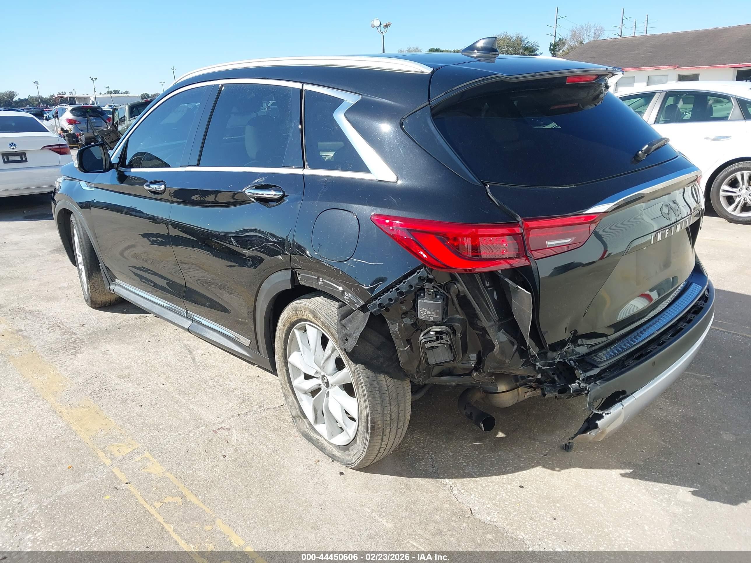 INFINITI QX50 image 3