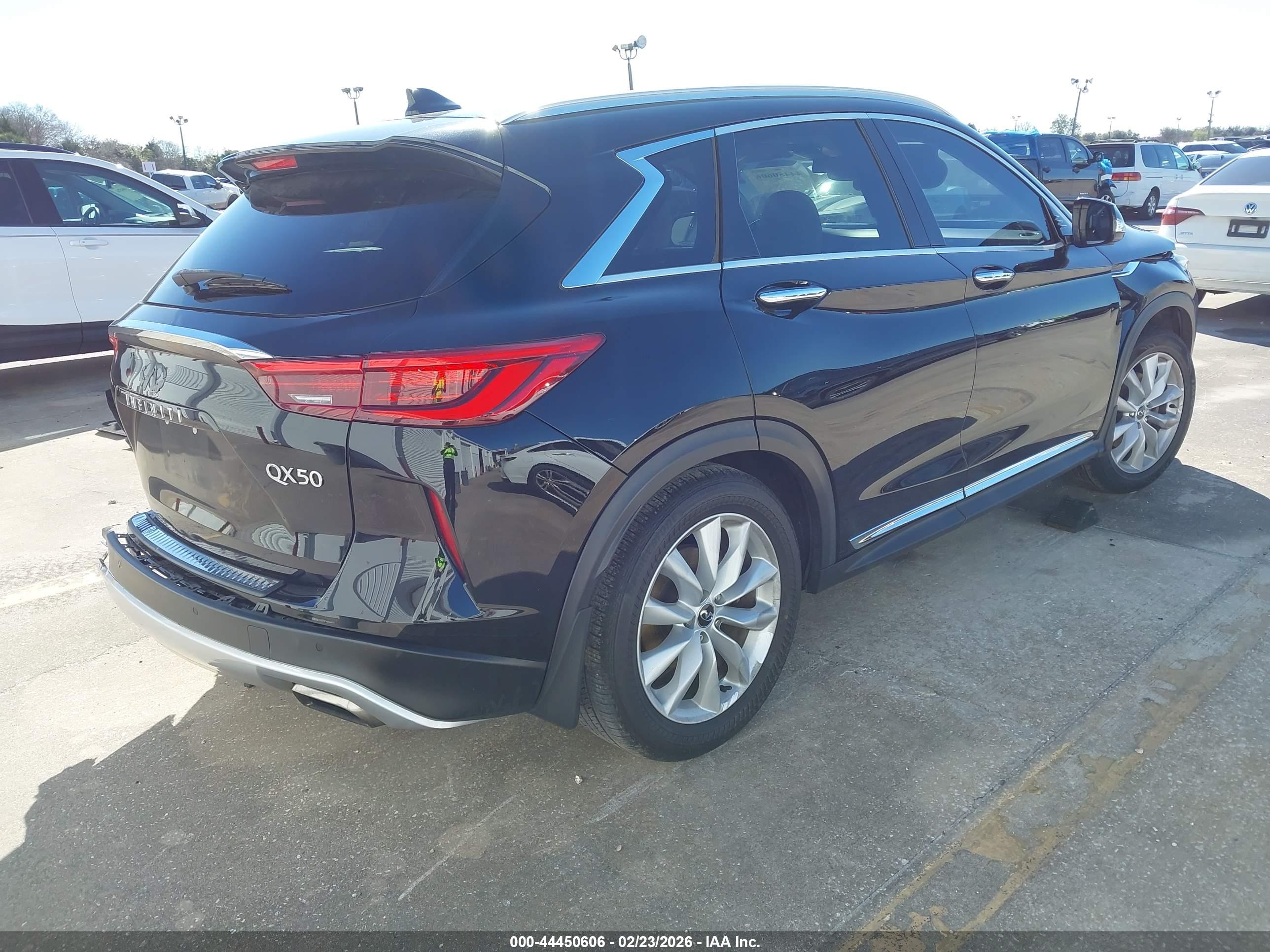 INFINITI QX50 image 4