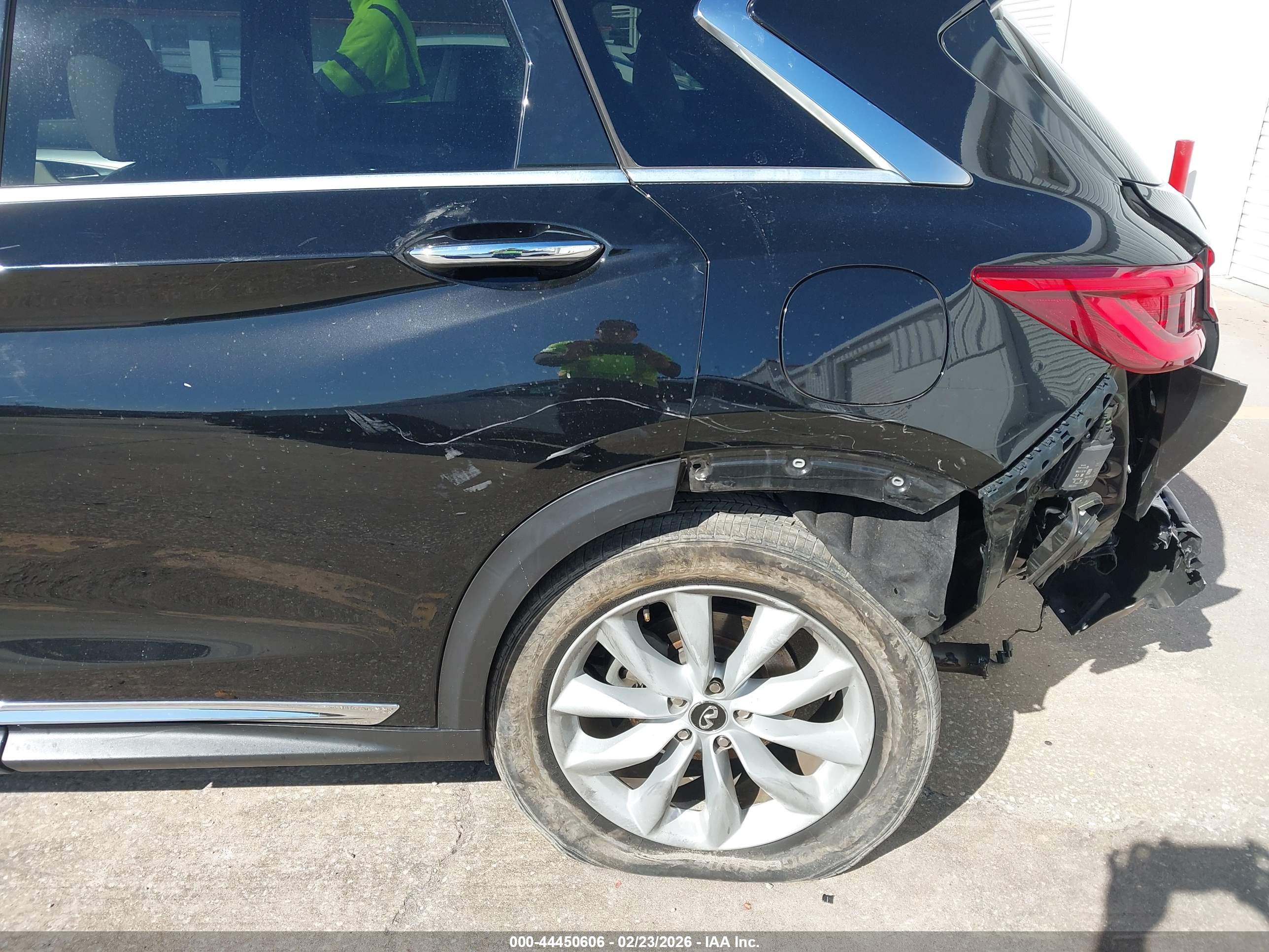 INFINITI QX50 image 6