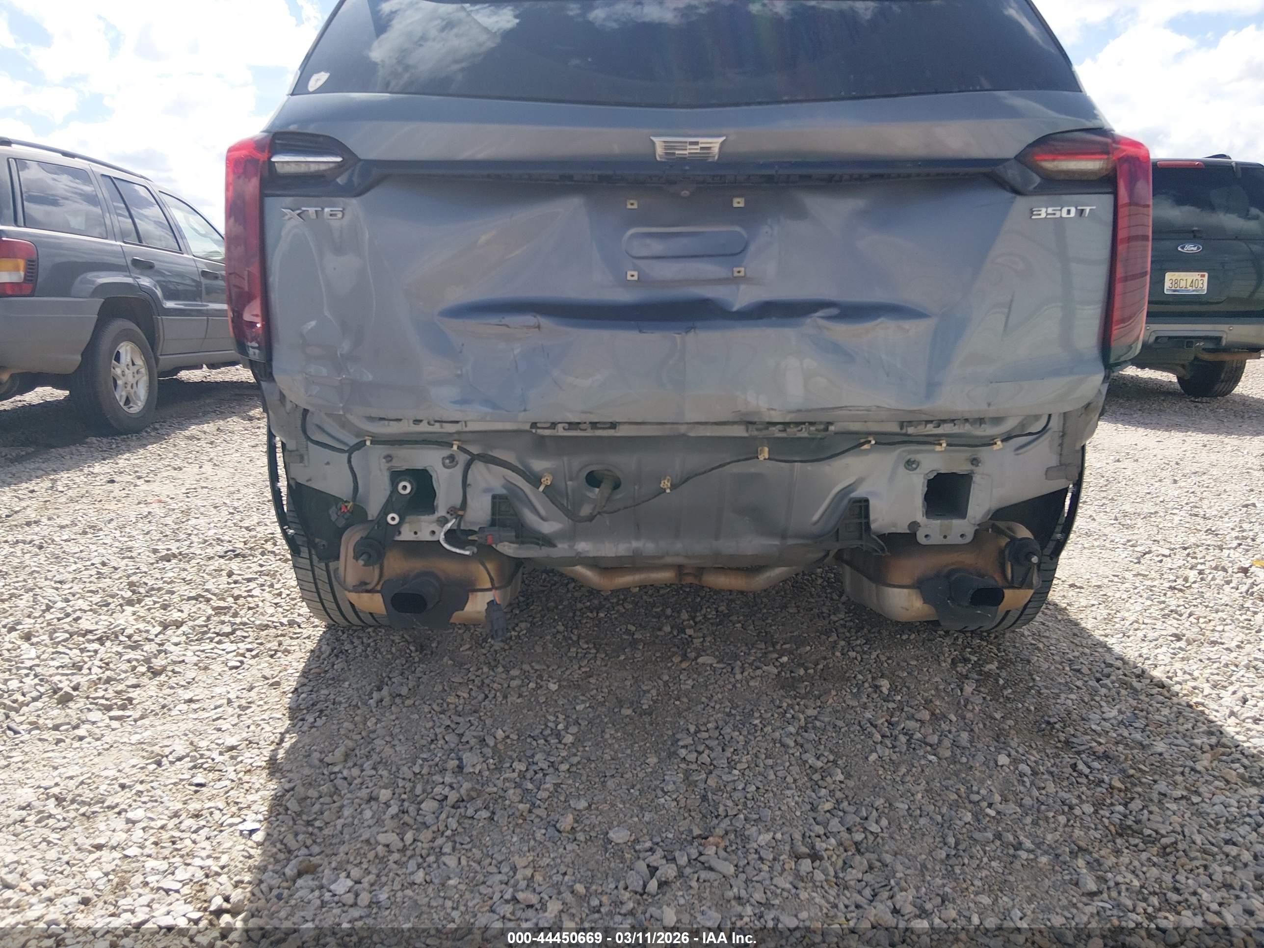 CADILLAC XT6 image 6
