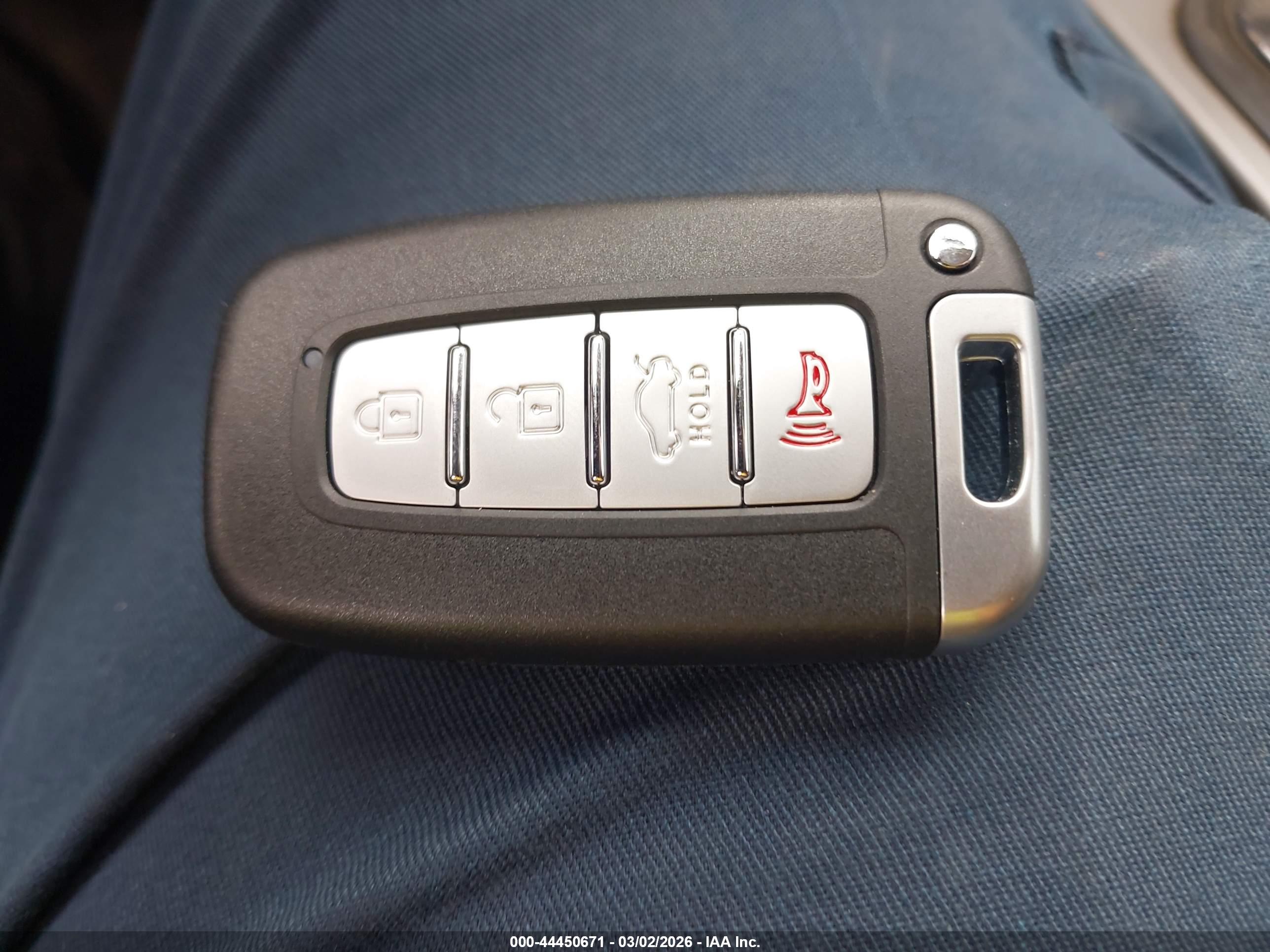 HYUNDAI SONATA image 11