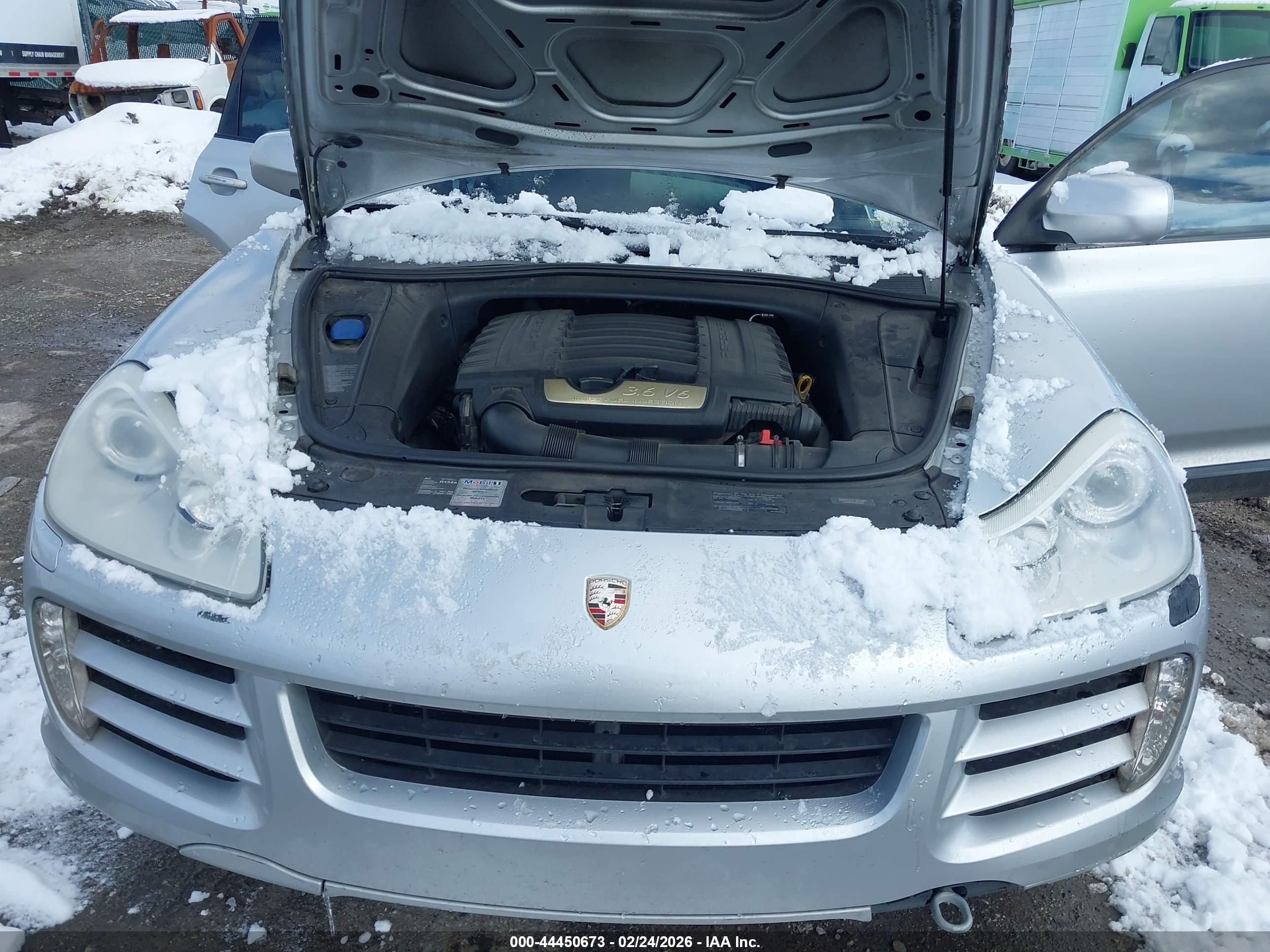 PORSCHE CAYENNE image 10