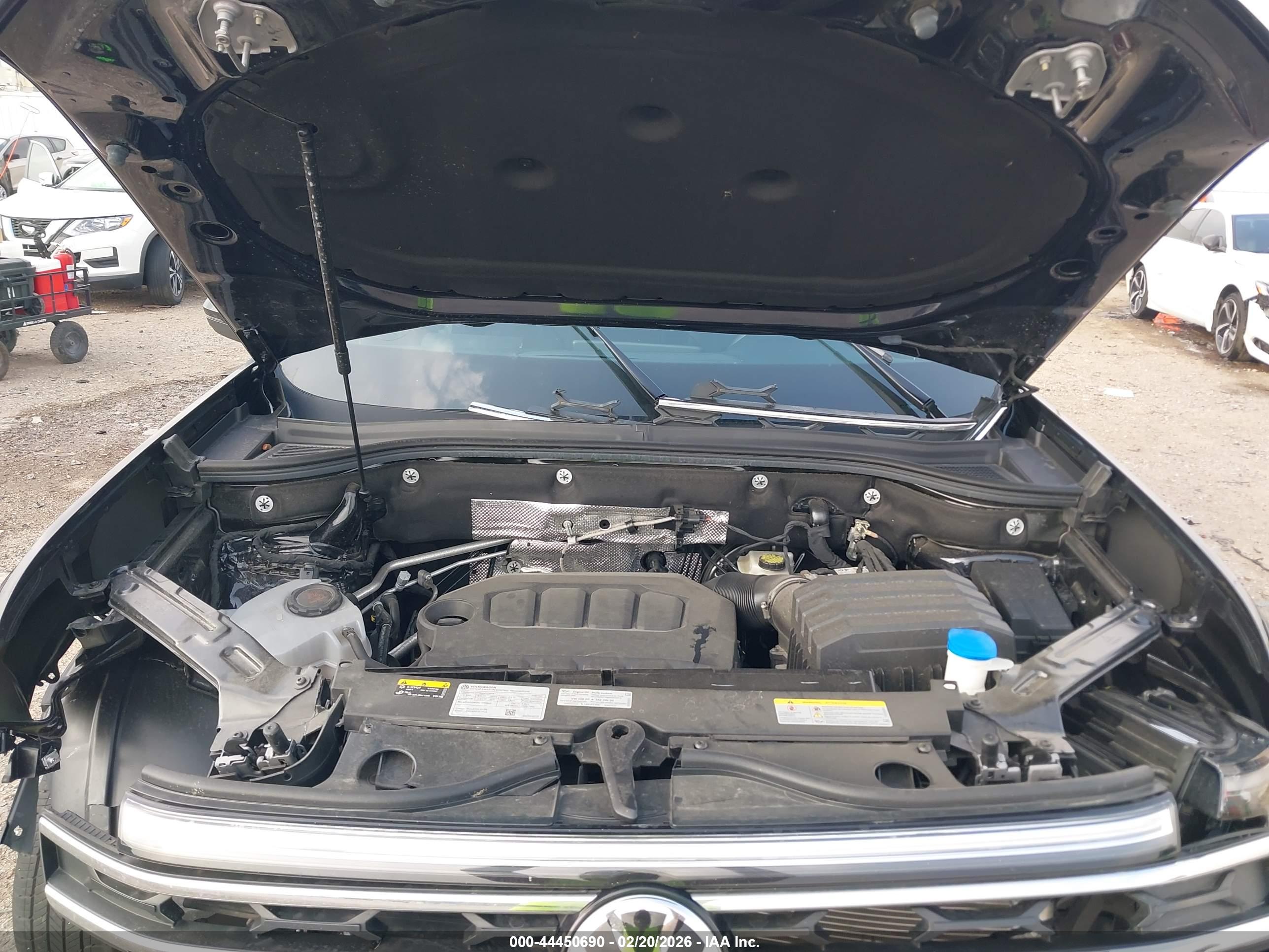 VOLKSWAGEN ATLAS image 10