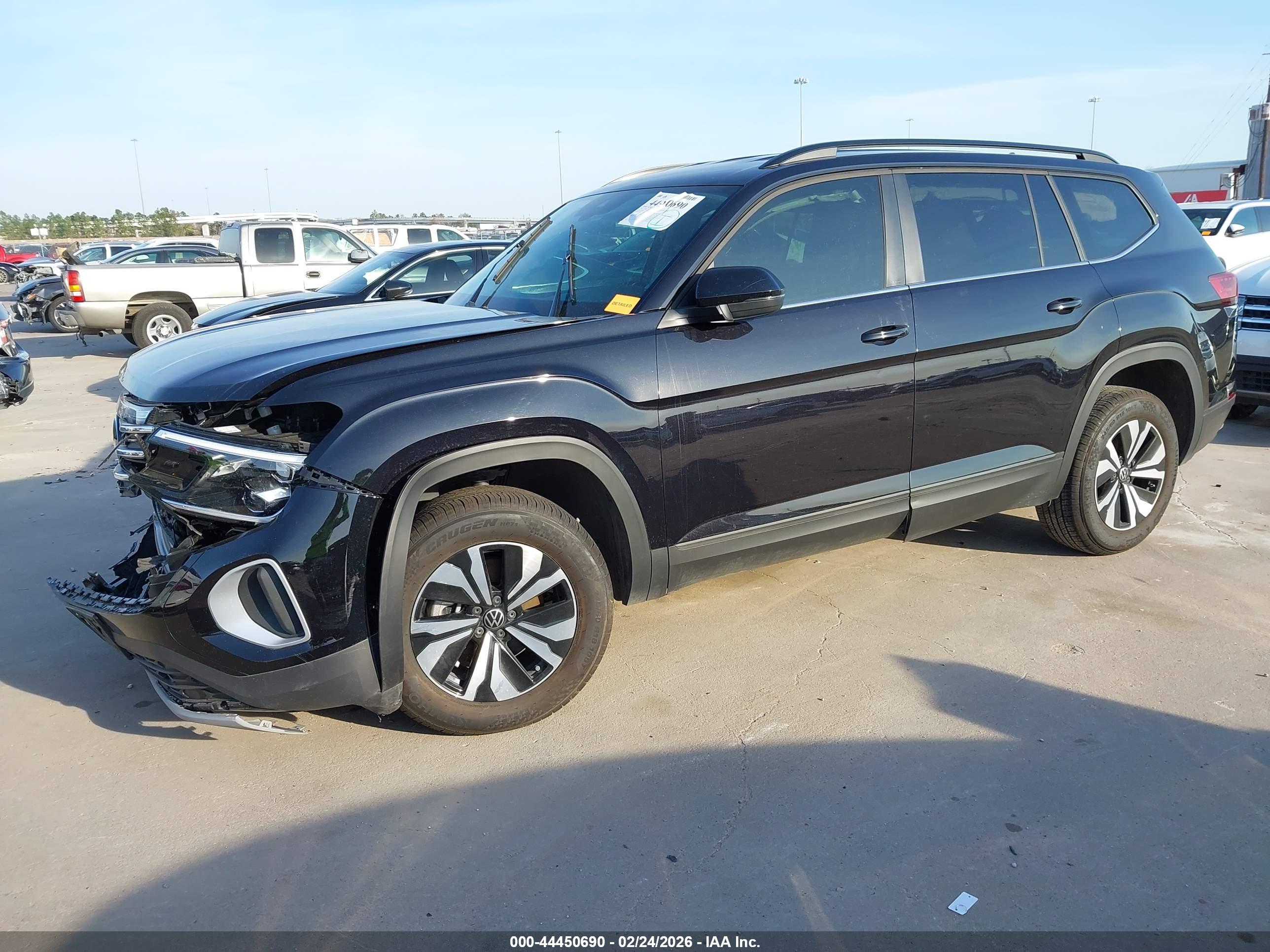 VOLKSWAGEN ATLAS image 2