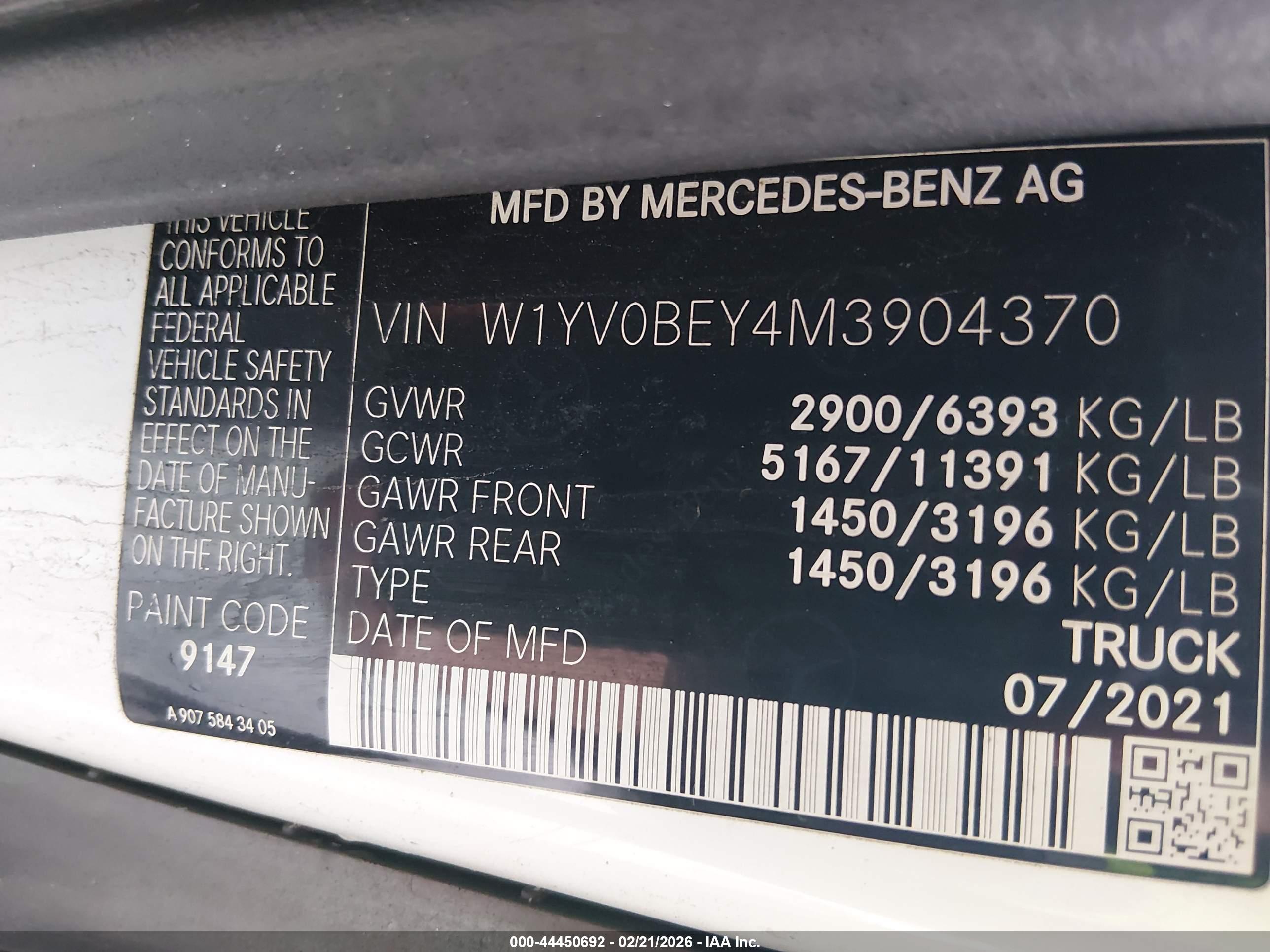 MERCEDES-BENZ METRIS image 9