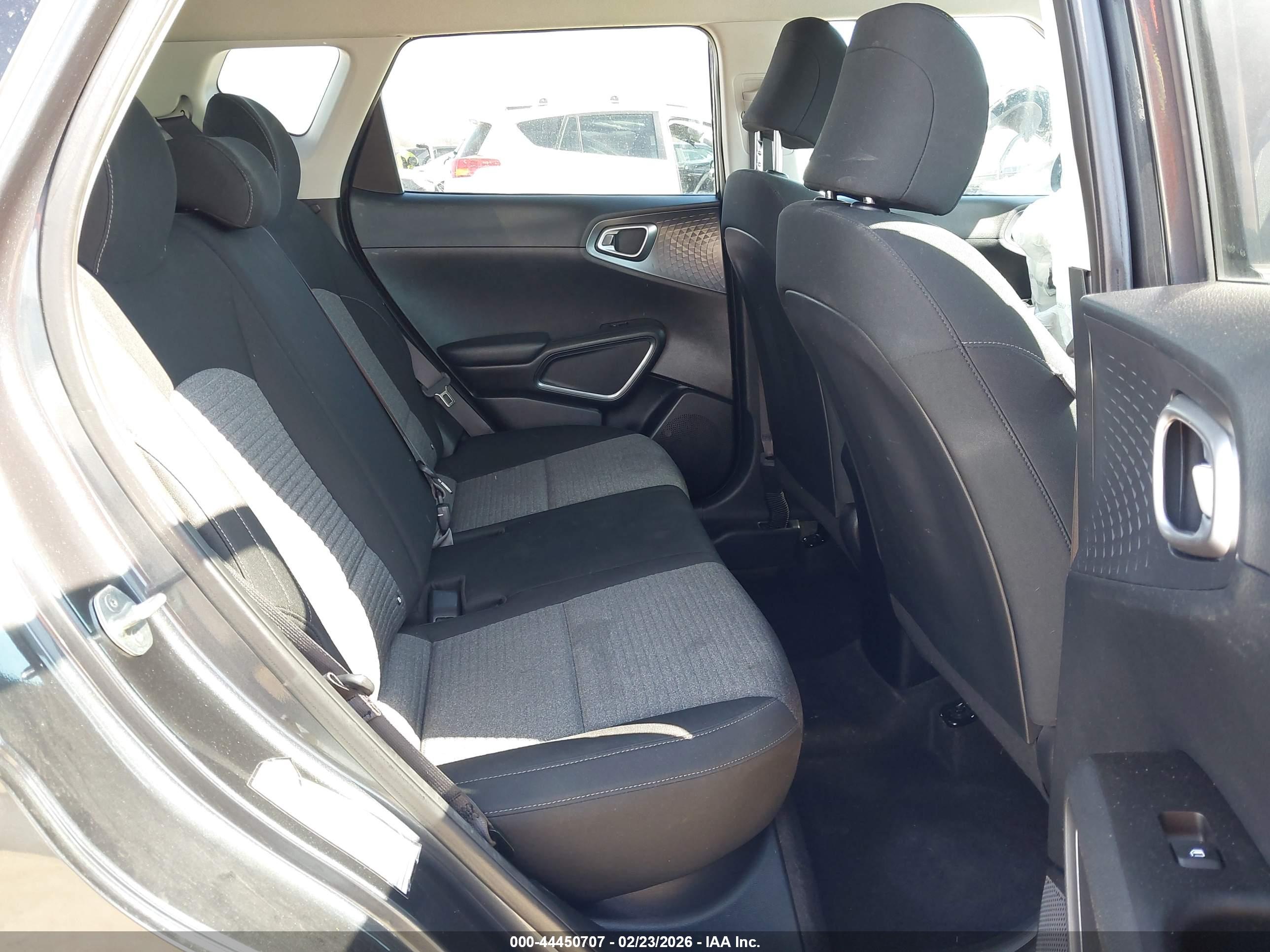 KIA SOUL image 8