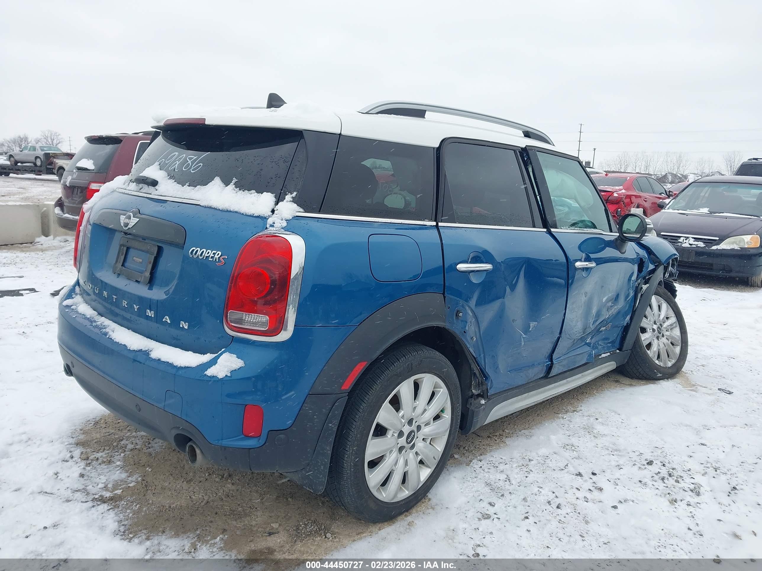 MINI COUNTRYMAN image 4