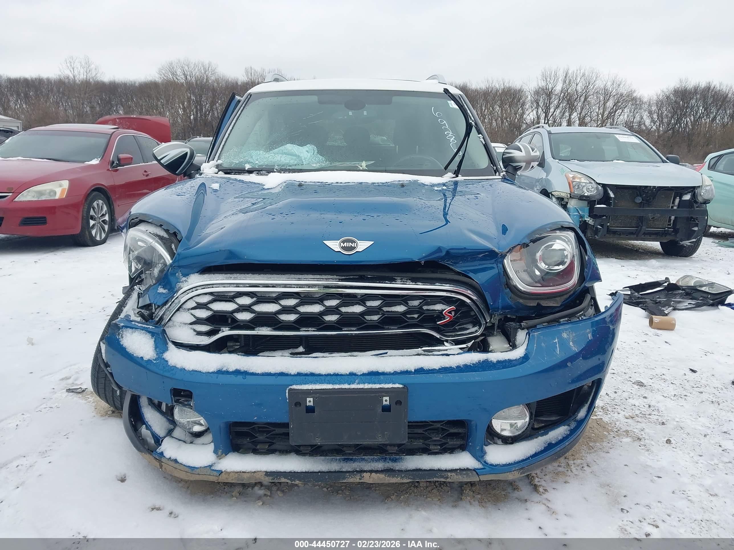 MINI COUNTRYMAN image 6