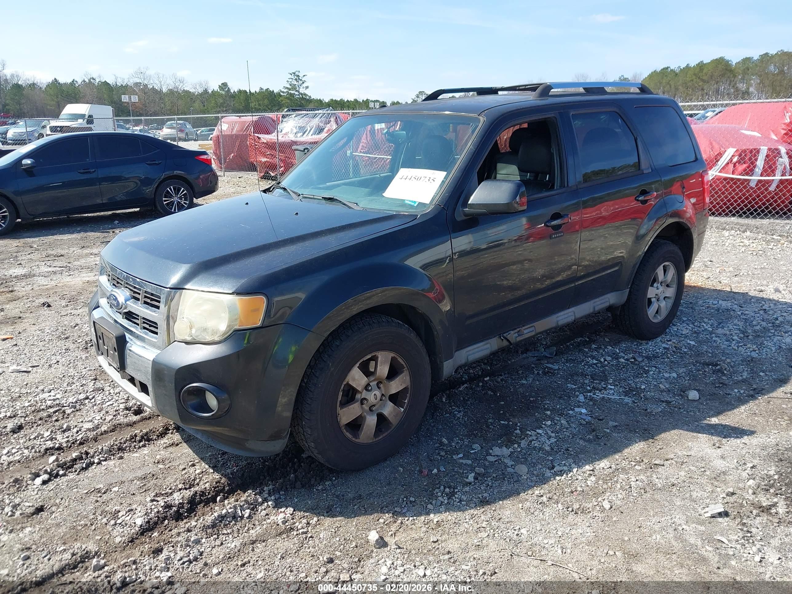 FORD ESCAPE image 2