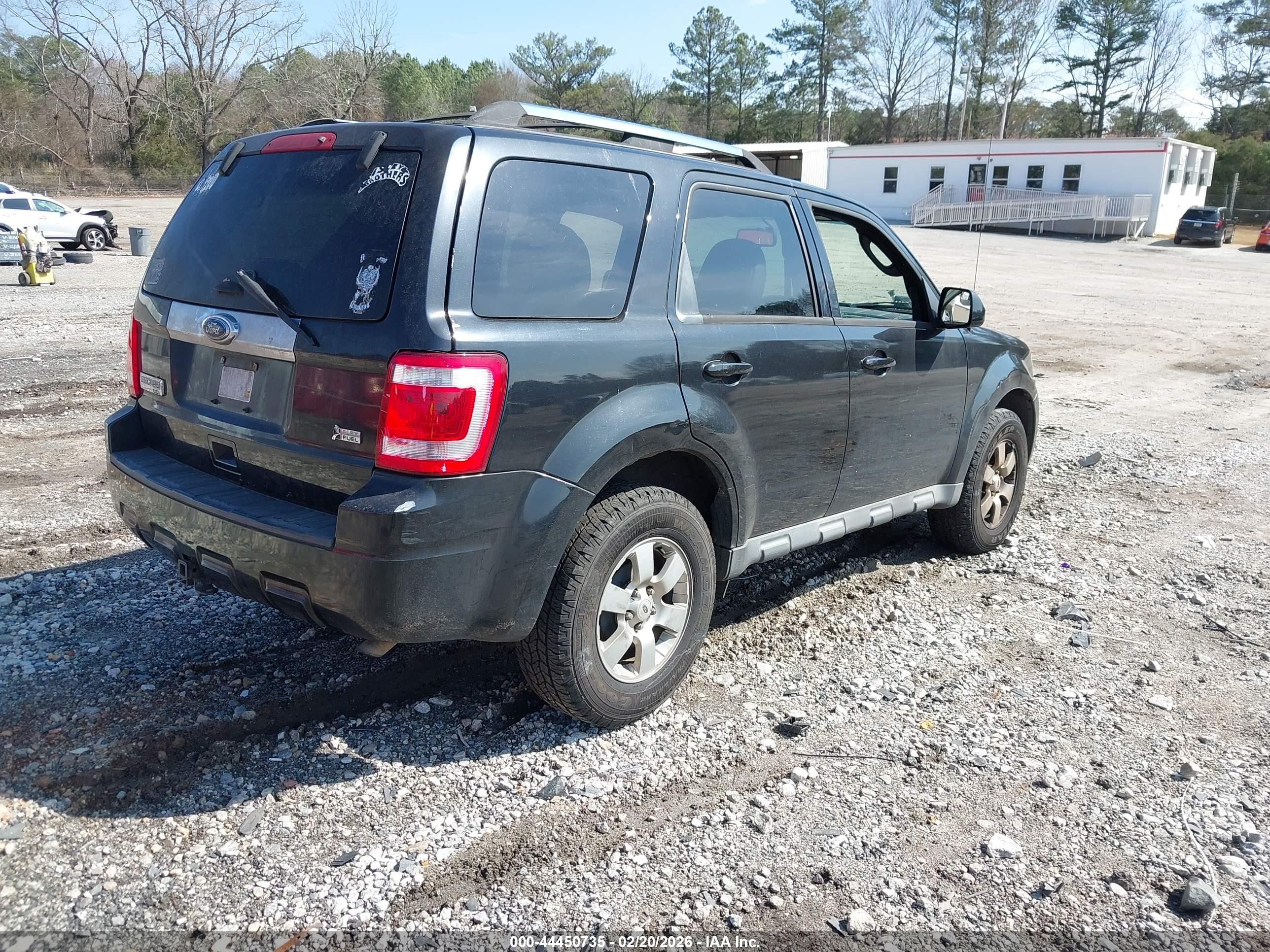 FORD ESCAPE image 4