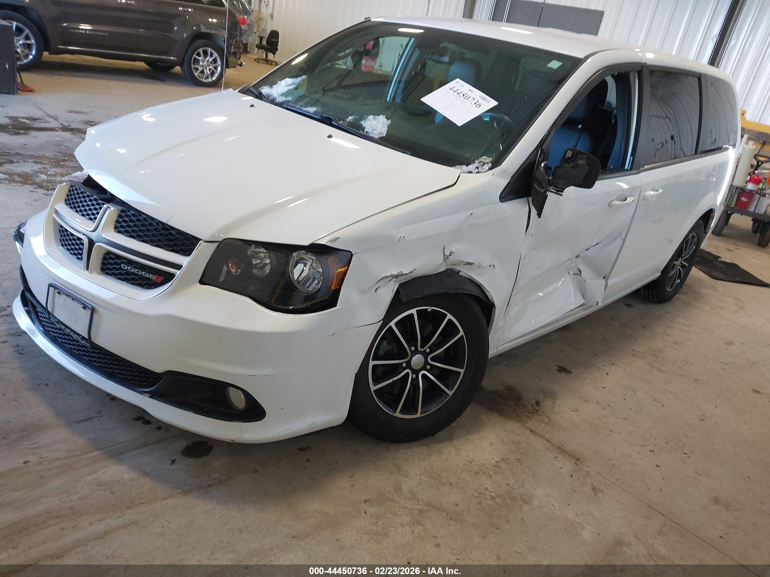 DODGE GRAND image 2