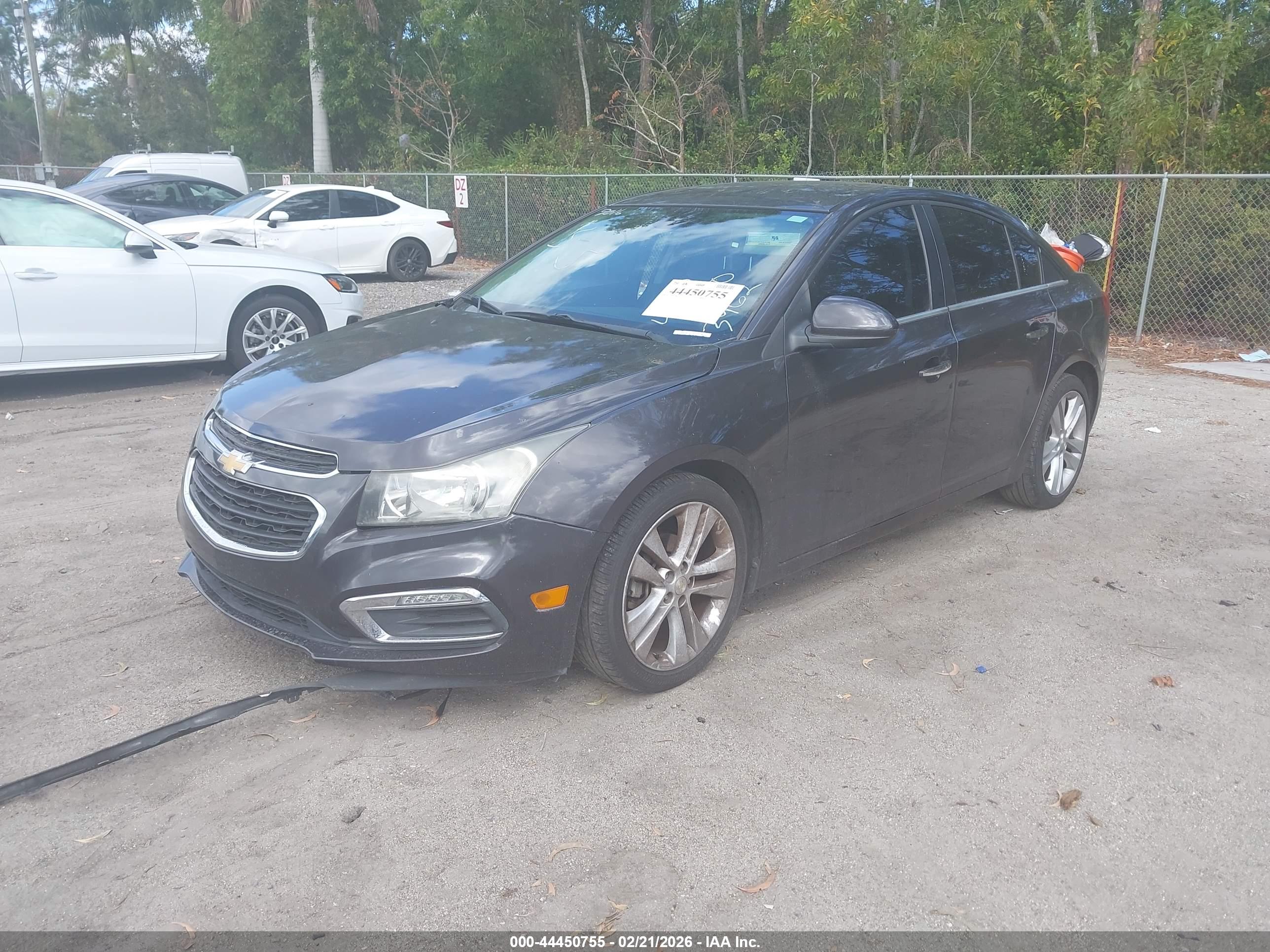 CHEVROLET CRUZE image 2
