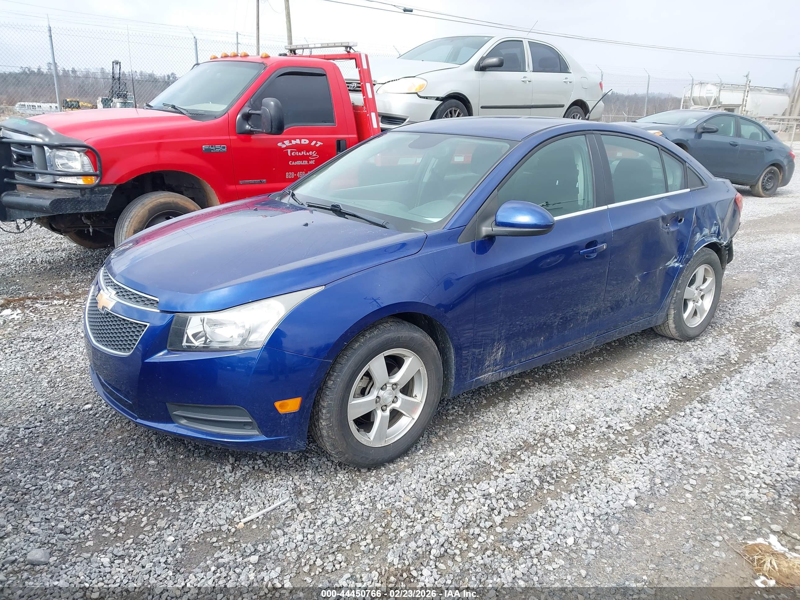 CHEVROLET CRUZE image 2