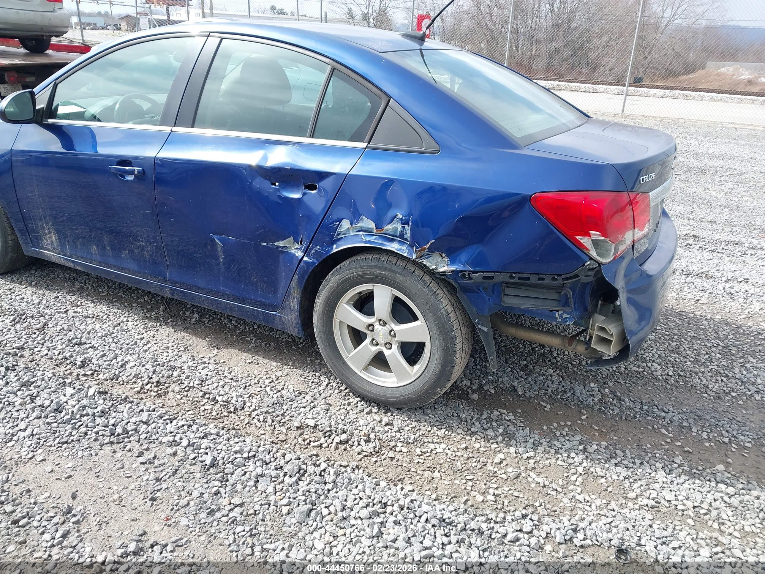 CHEVROLET CRUZE image 6