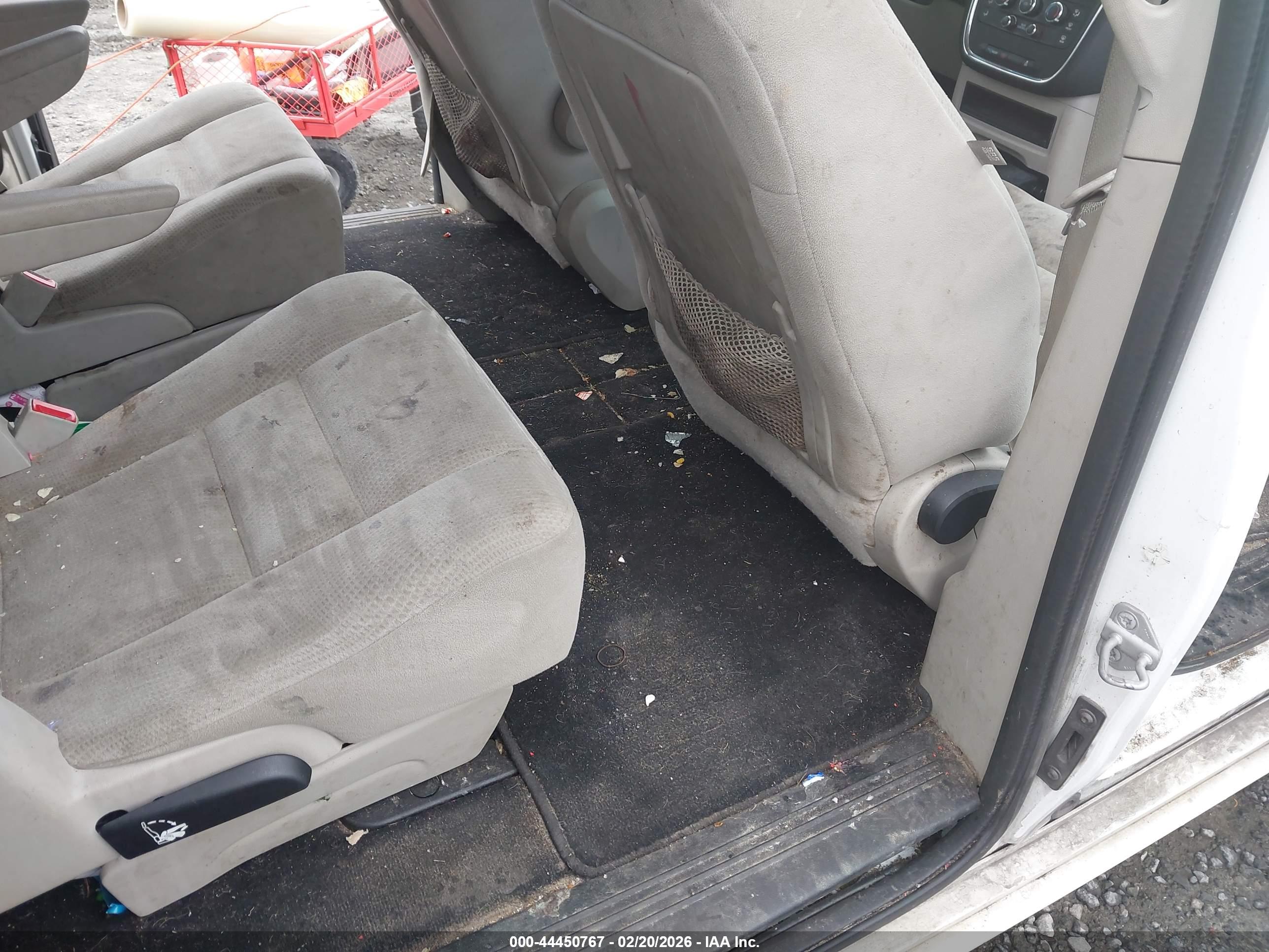 DODGE GRAND image 8