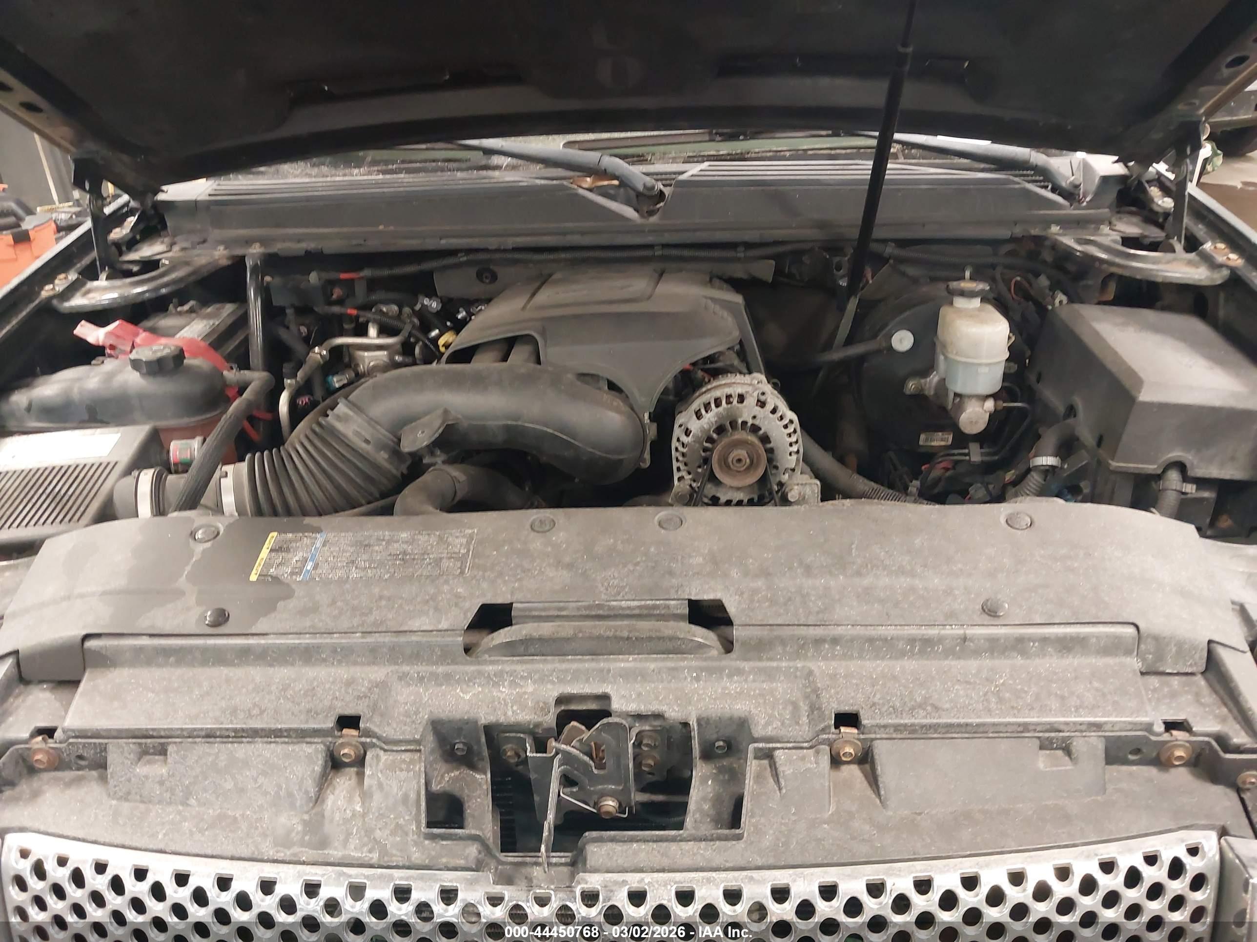 GMC YUKON image 10