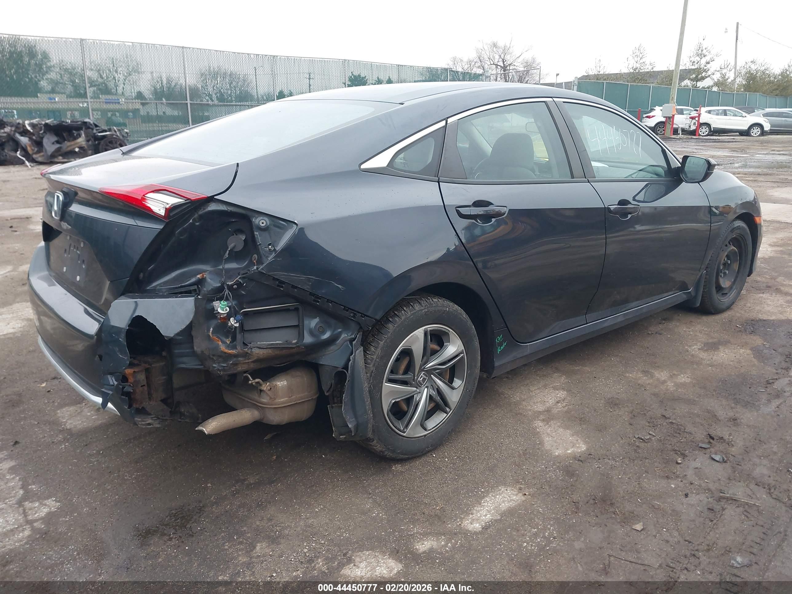 HONDA CIVIC image 4
