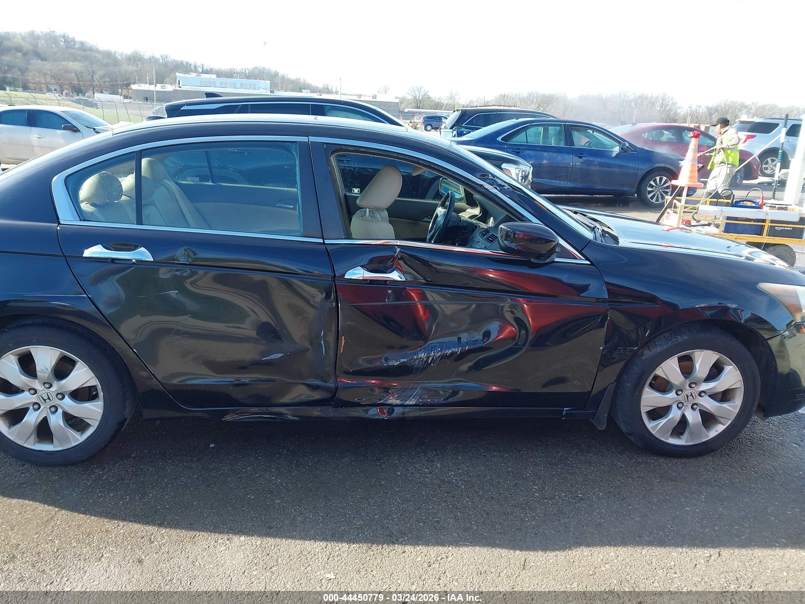 HONDA ACCORD image 6