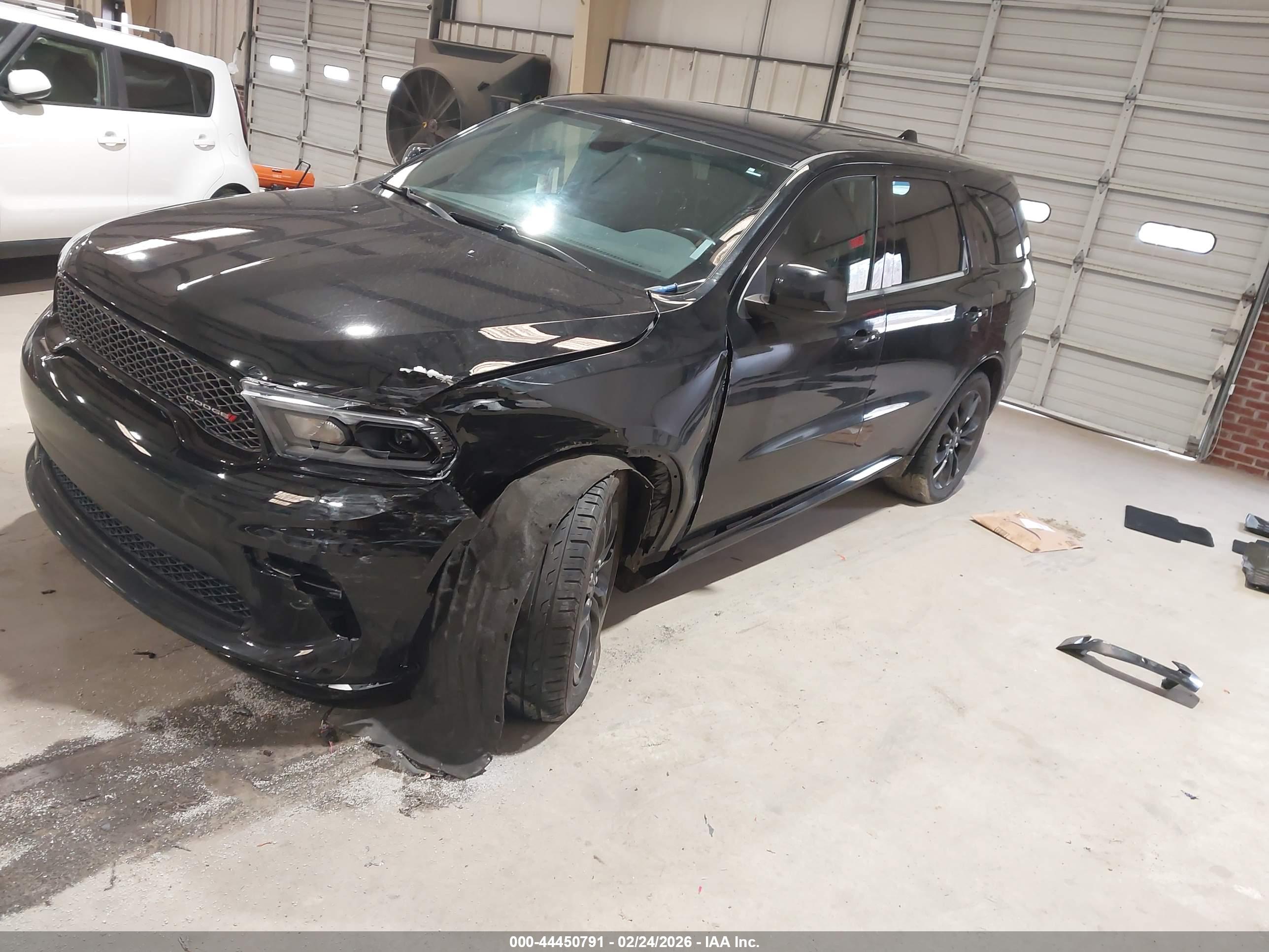 DODGE DURANGO image 2
