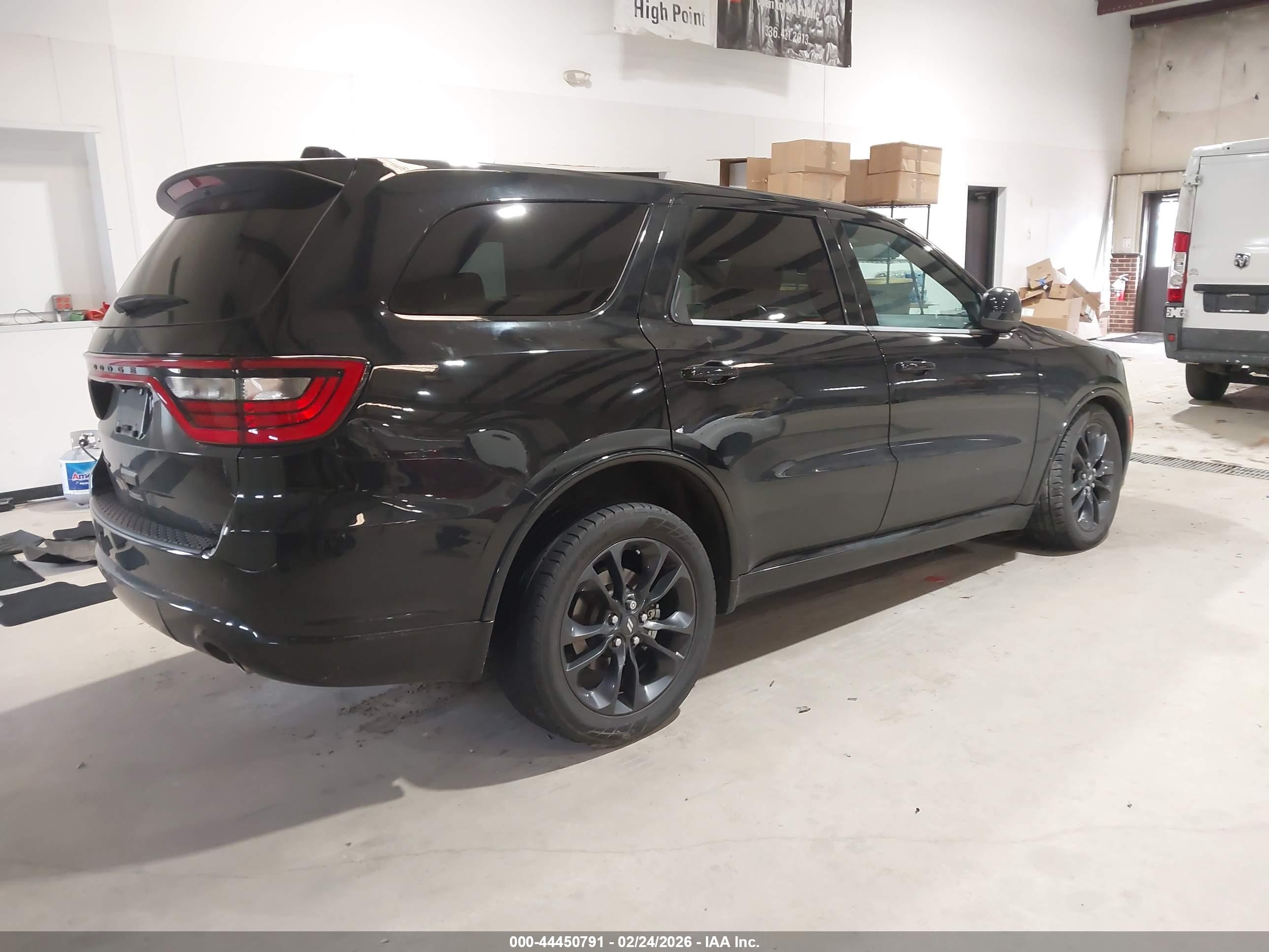 DODGE DURANGO image 4