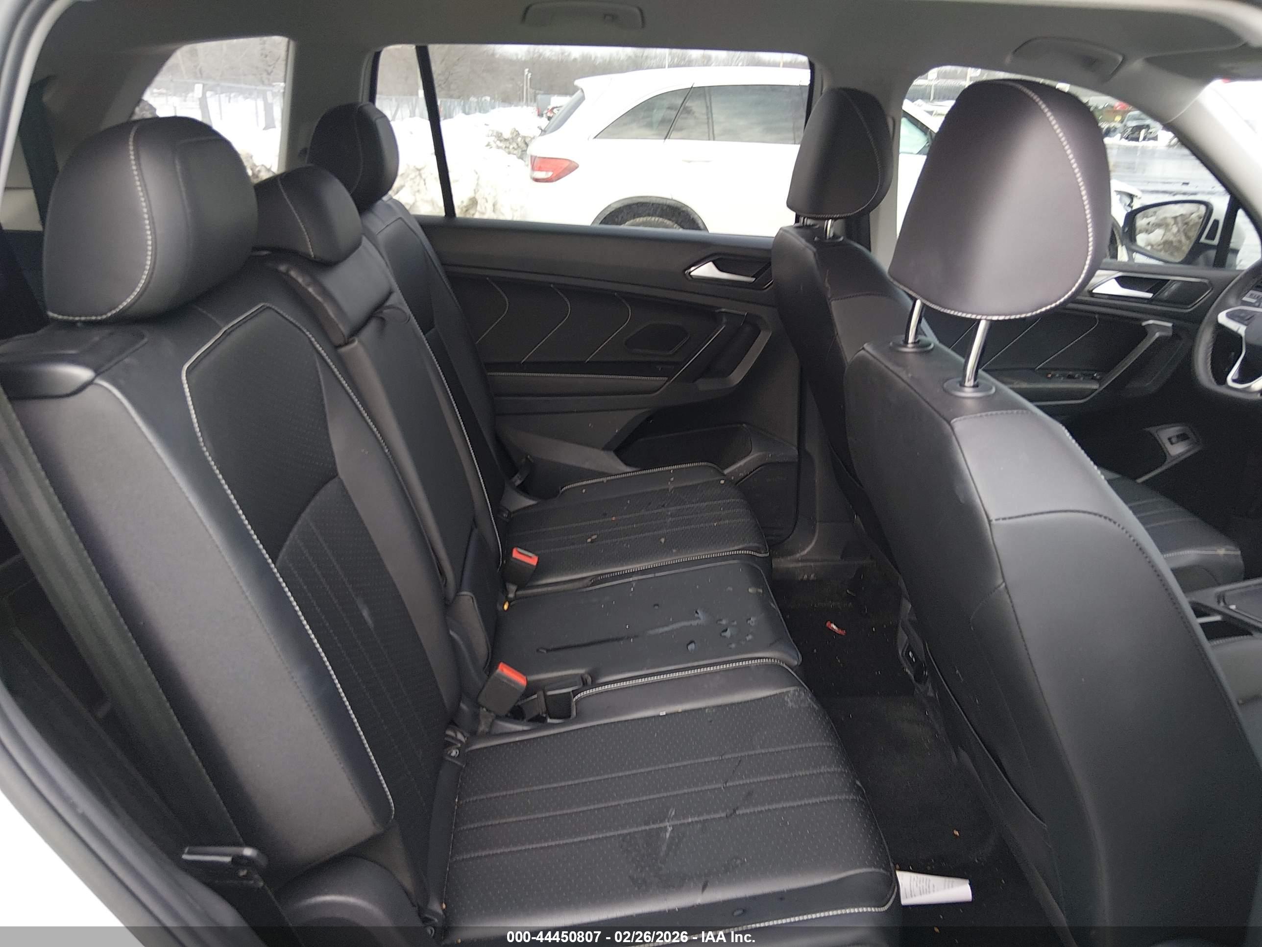 VOLKSWAGEN TIGUAN image 8